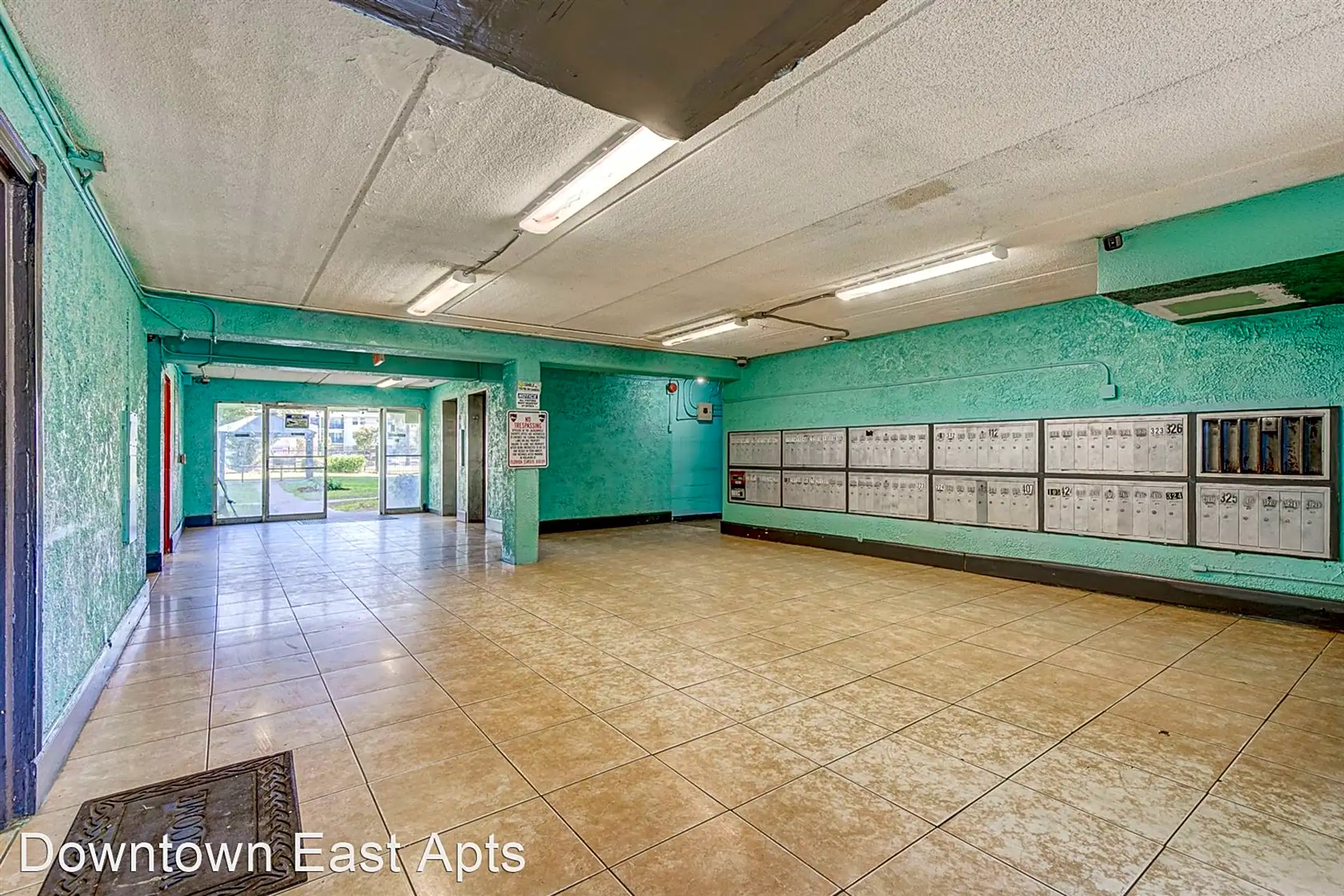 Downtown East Apts. 888 Franklin St Jacksonville, FL Apartments for