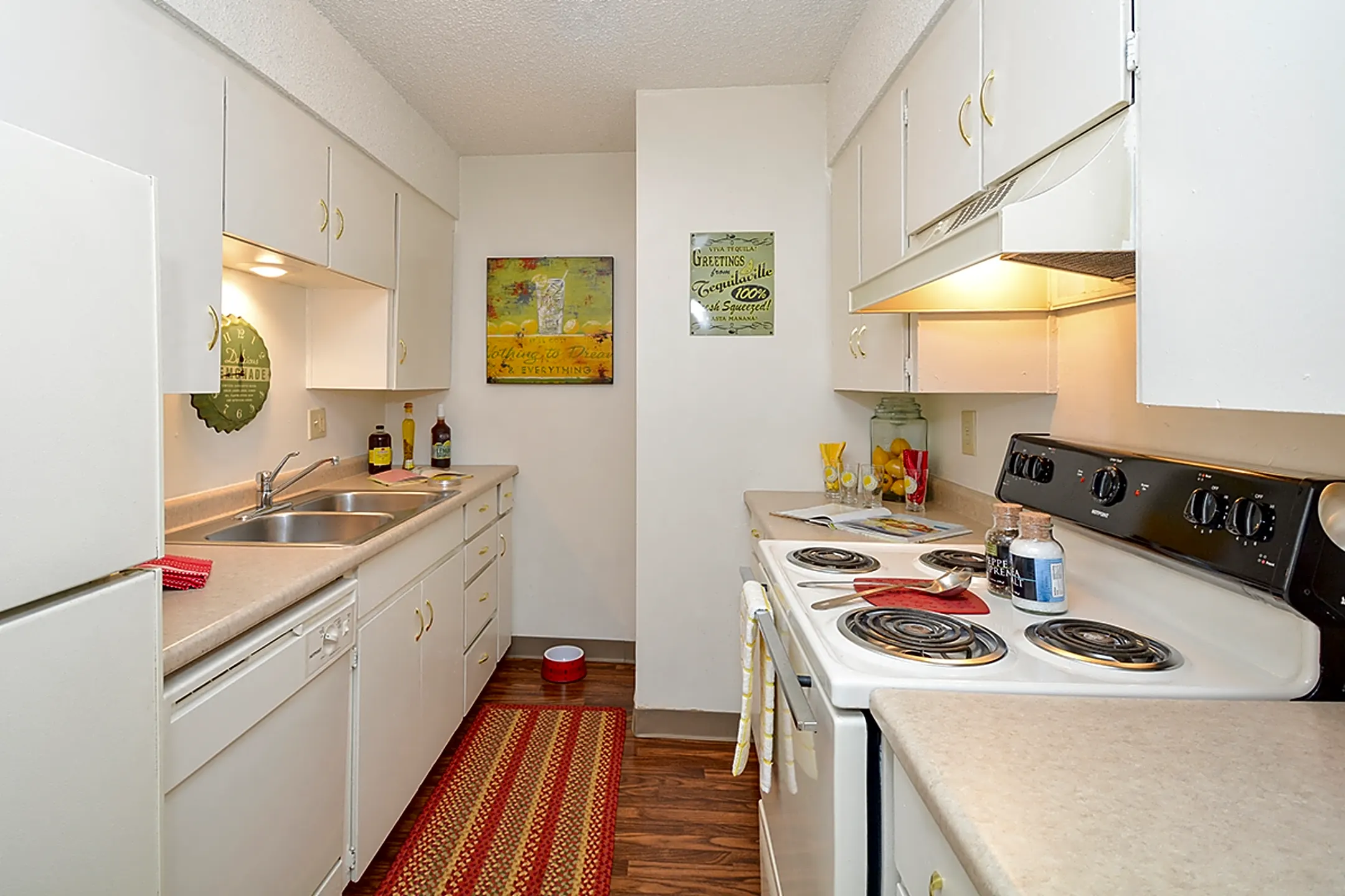 Arcadia at Overland Park 8400 W 108th Ter Overland Park, KS