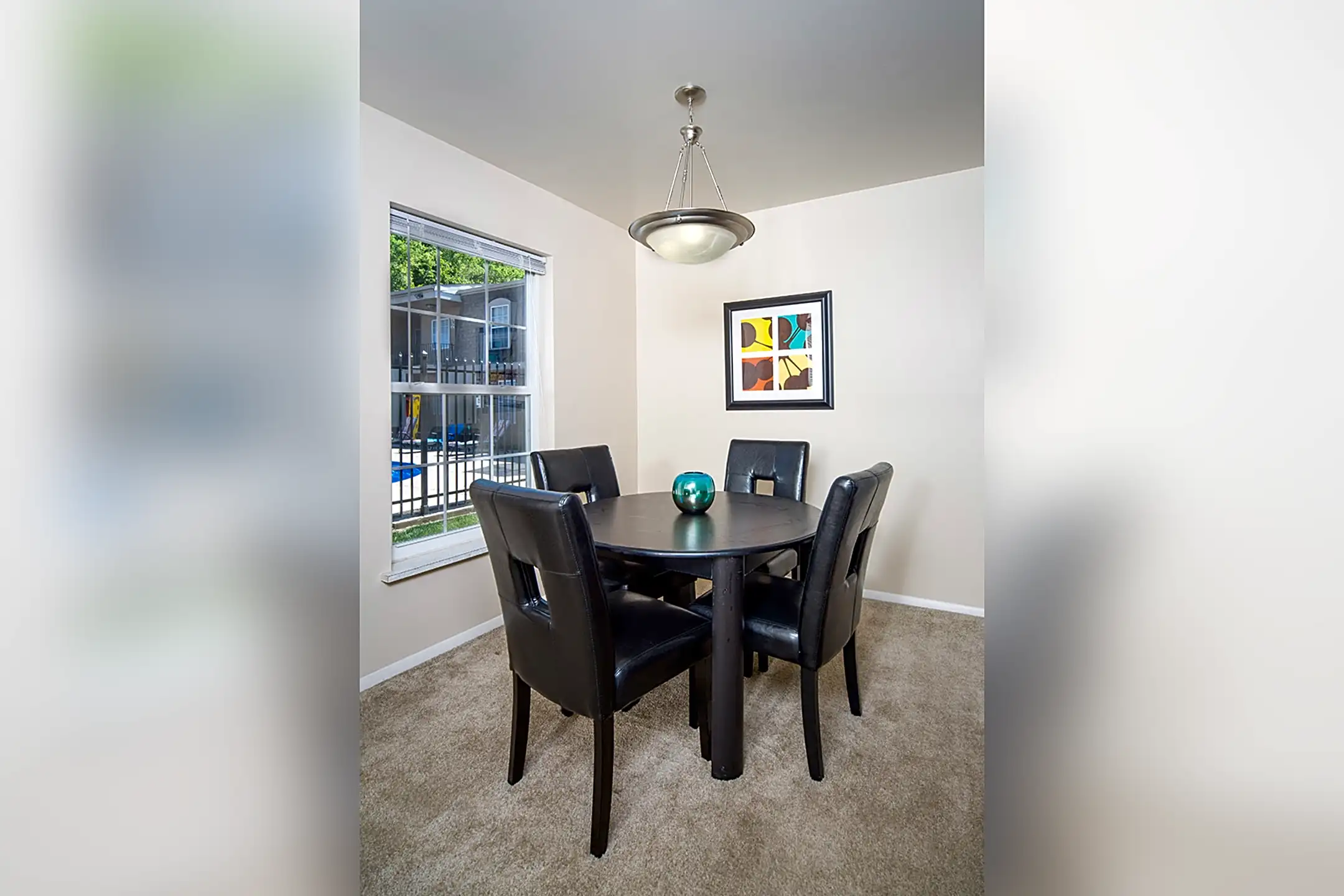 Dining Room - Eco Square Apartments of Evansville - Evansville, IN