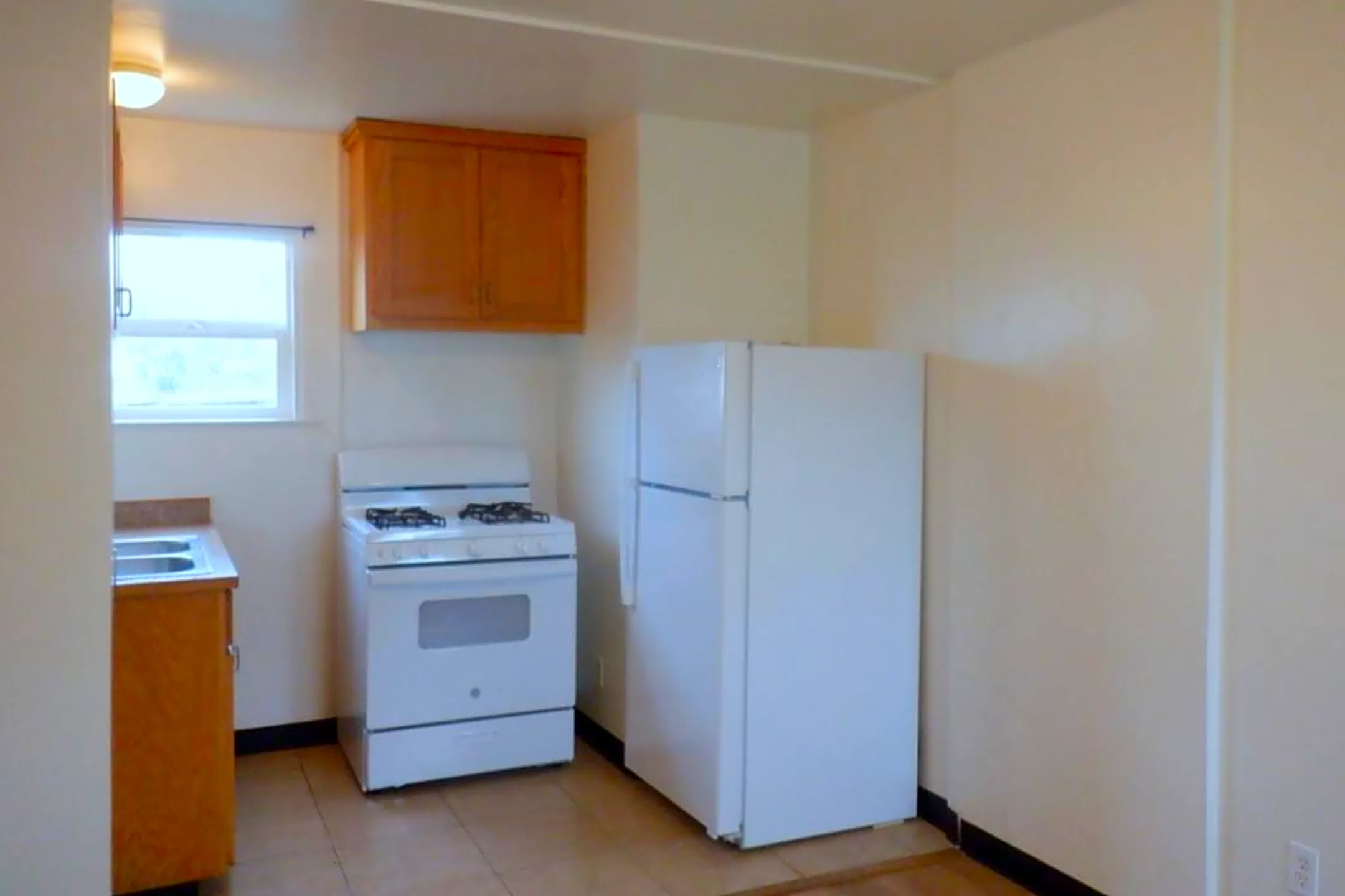 51 Loleta Dr 51 Loleta Dr unit 12 Loleta, CA Apartments for Rent