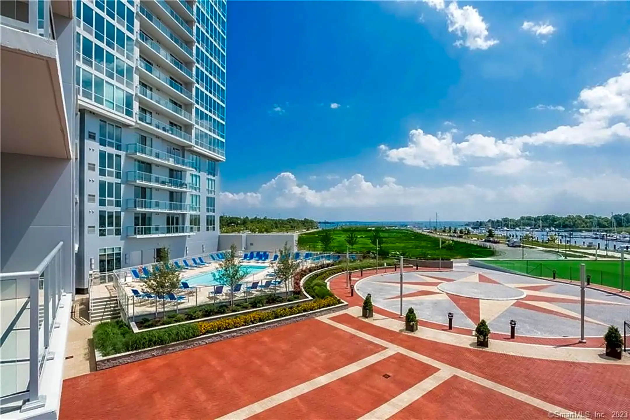 1 Hbr Pt Rd 510 Condos Stamford, CT 06902