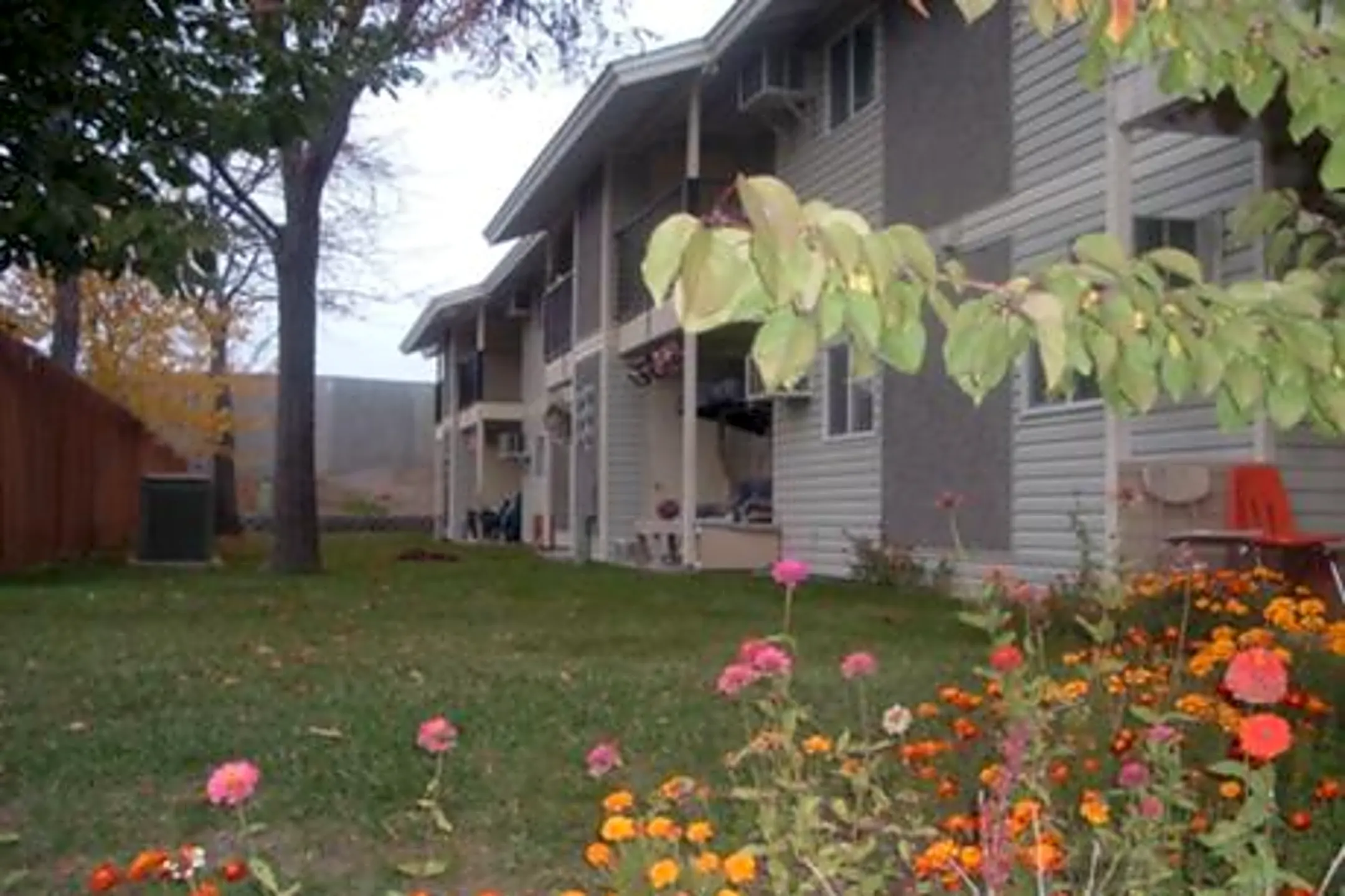 Pinecrest Apartments Pasco, WA 99301