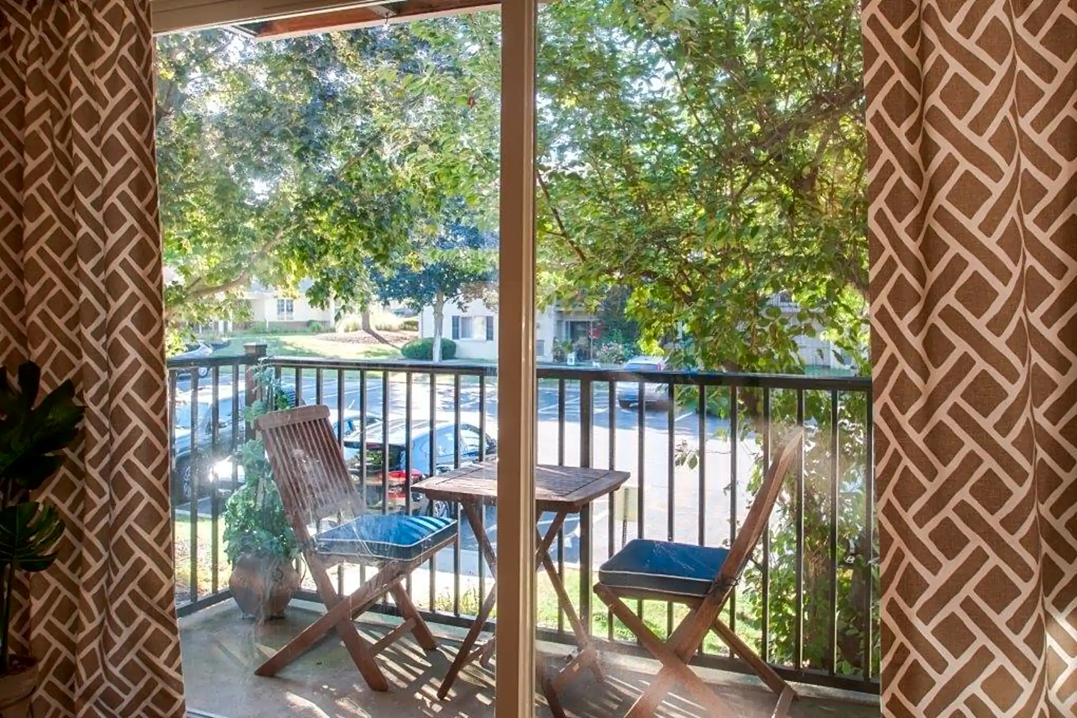 Chesterfield Apartments 1338 New Rodgers Road Levittown, PA