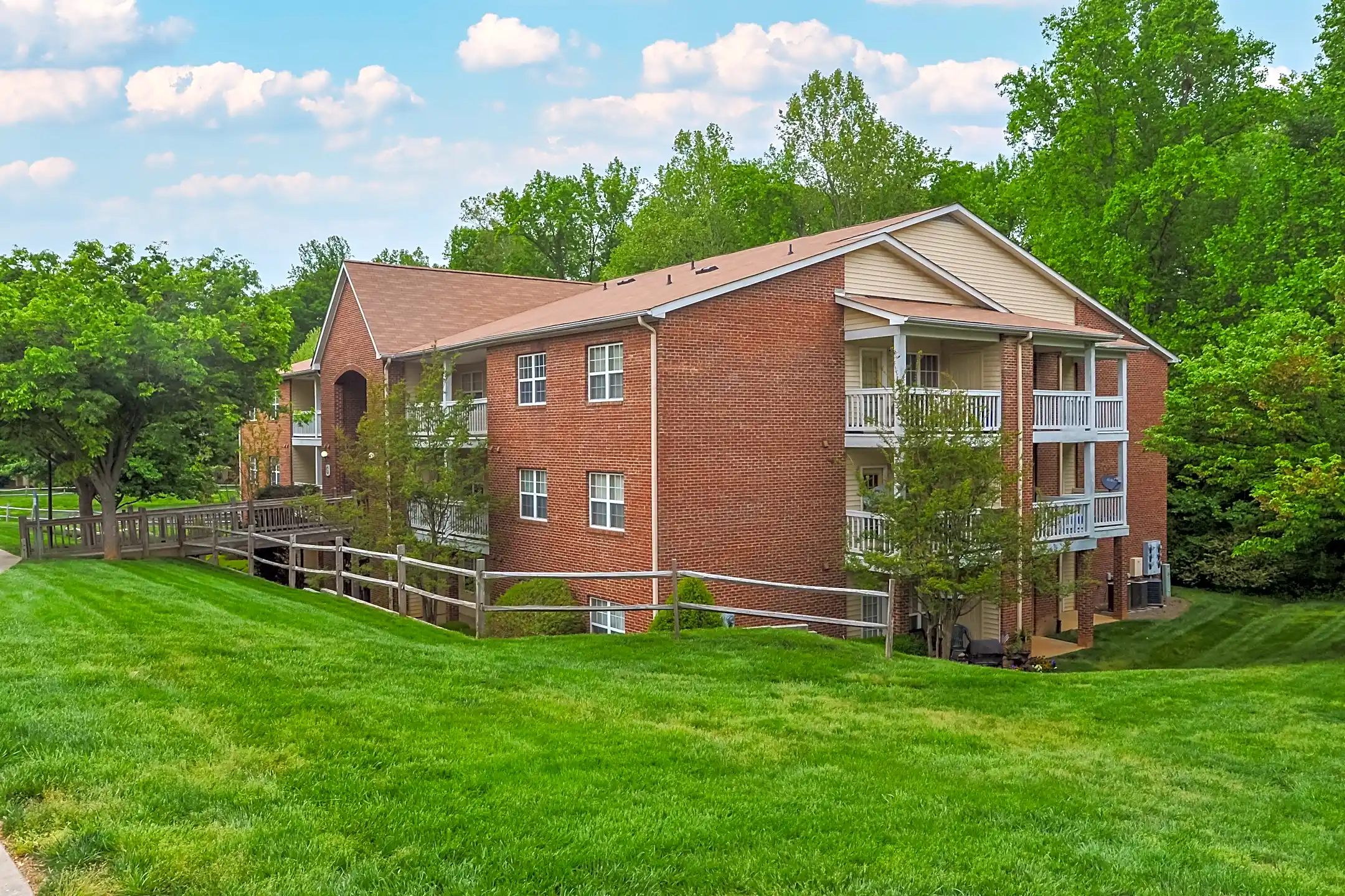 Cardinal Apartments 6400 Old Oak Ridge Rd Greensboro, NC Apartments