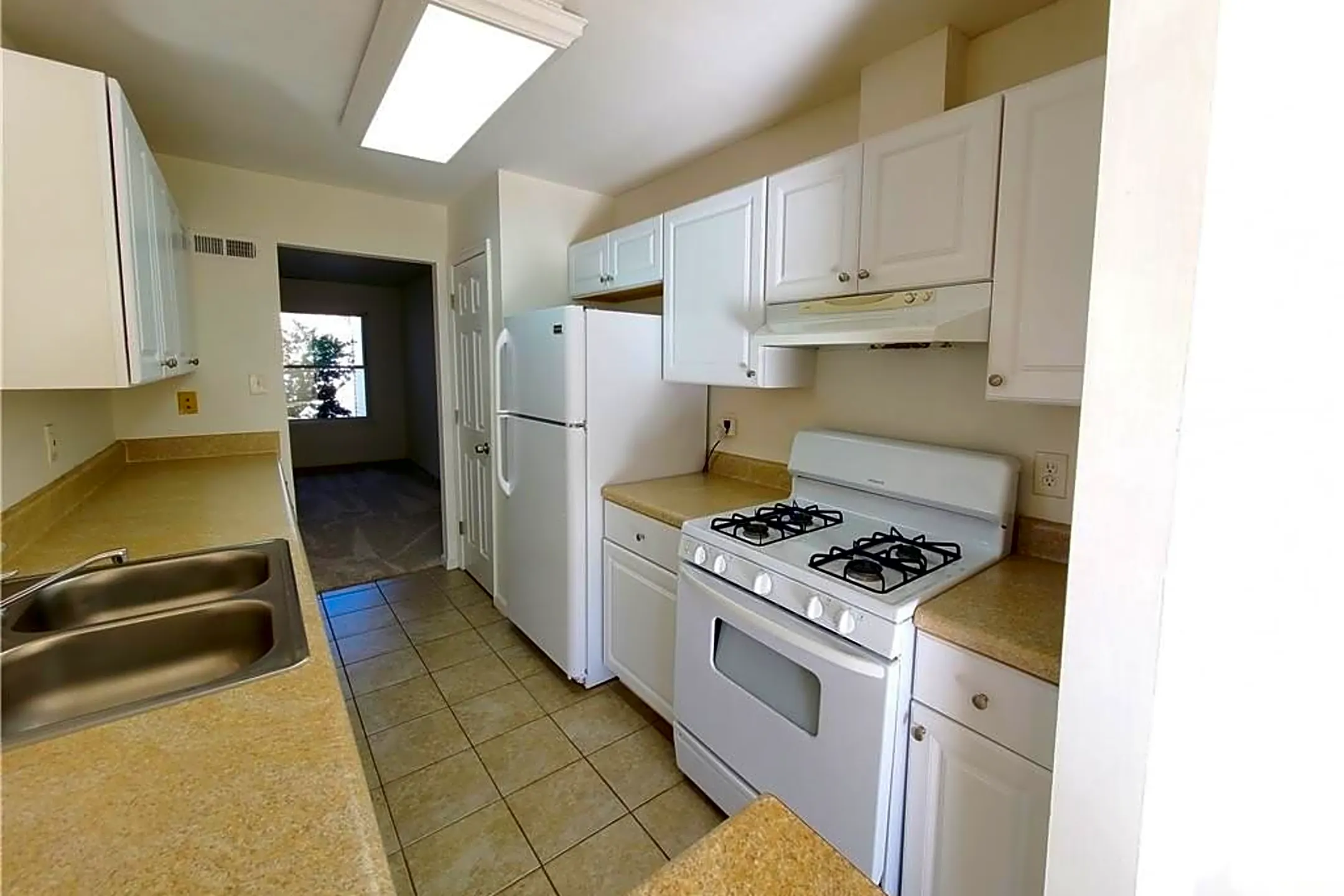 833 Quesnel Dr Virginia Beach, VA Townhomes for Rent Rent.