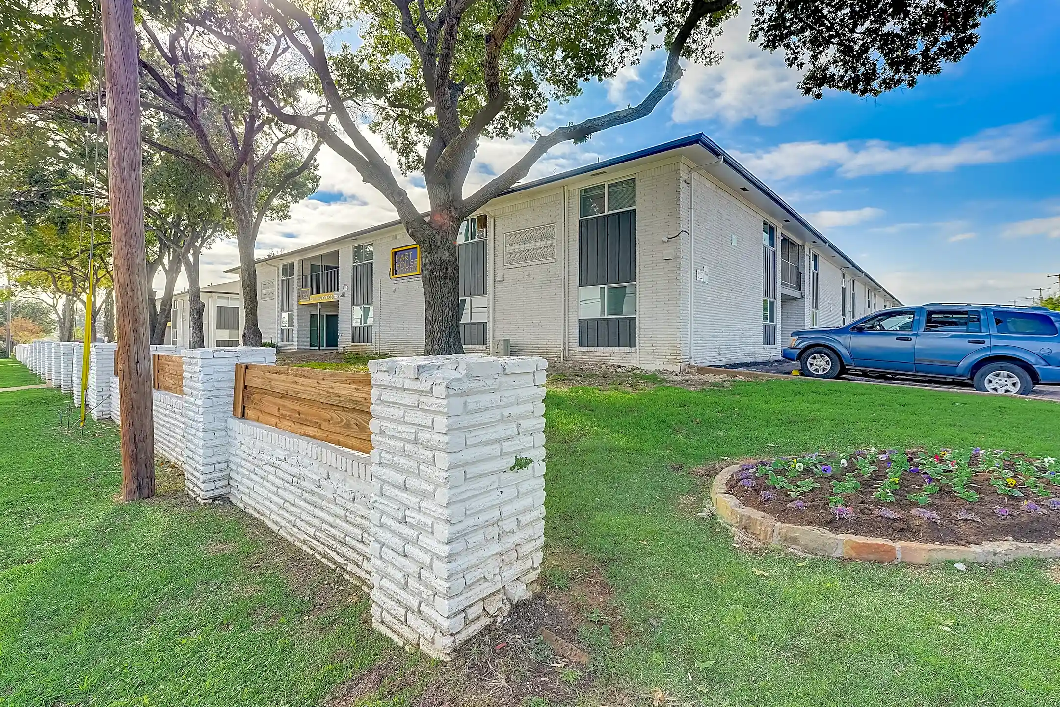 Hart House 1235 Hartsdale Dr Dallas, TX Apartments for Rent Rent.