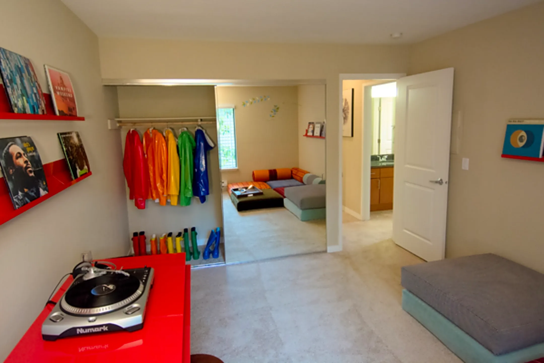 The Lakes Apartments 14760 NE 40th St Bellevue, WA Apartments for