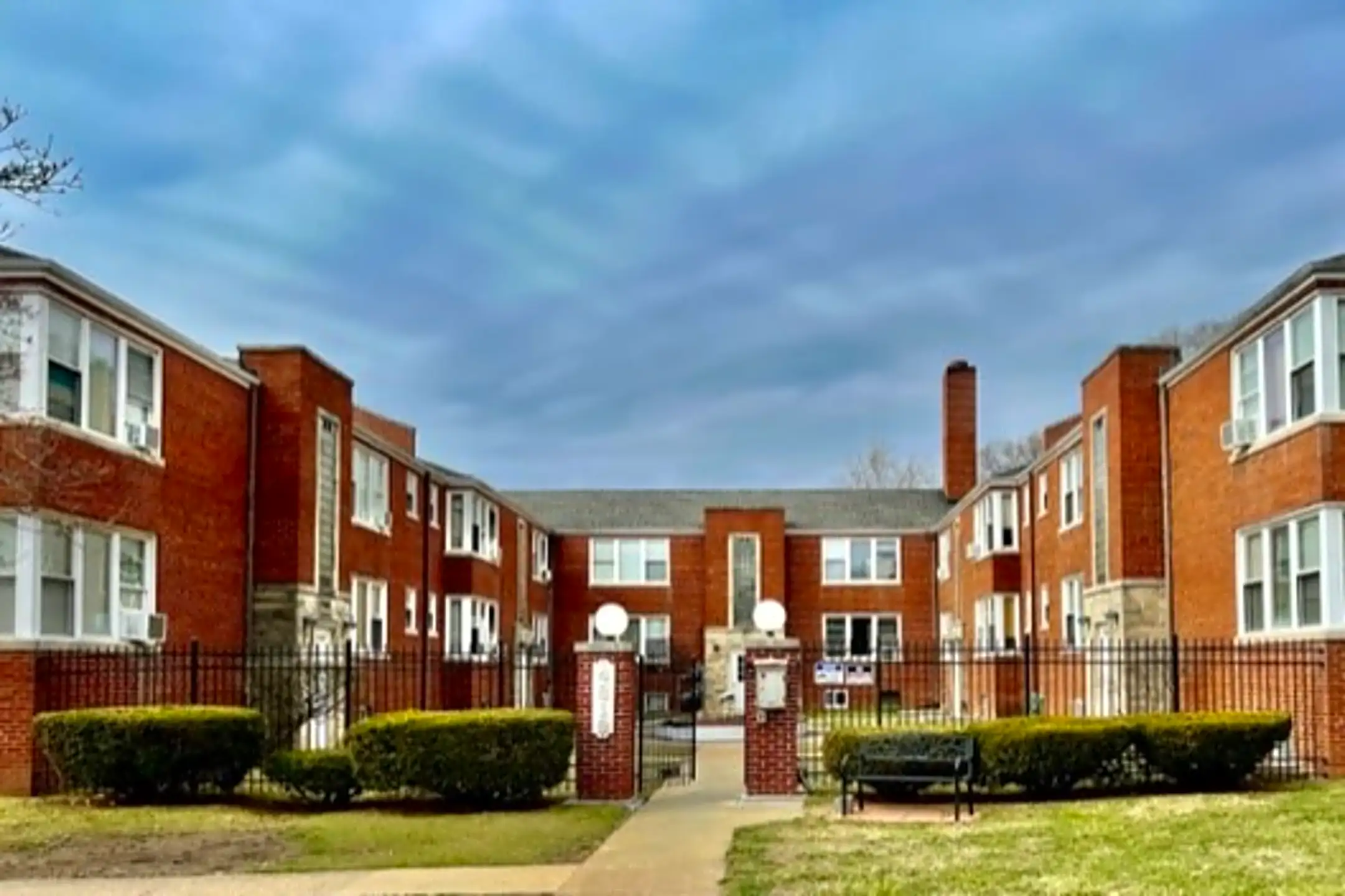 4809 Knoxville Ave 4809 Knoxville Ave unit 2GL Peoria, IL