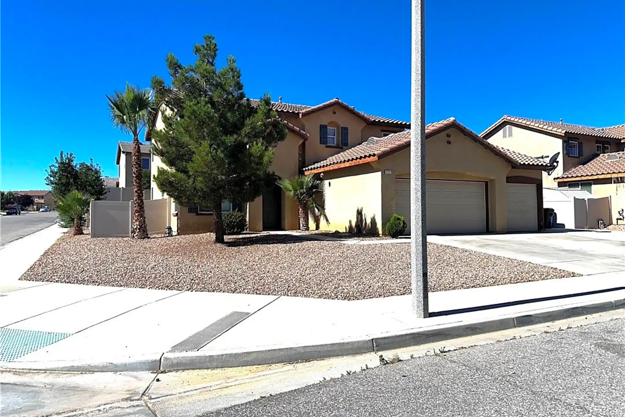 12327 Ojo Caliente St Victorville, CA Houses for Rent Rent.