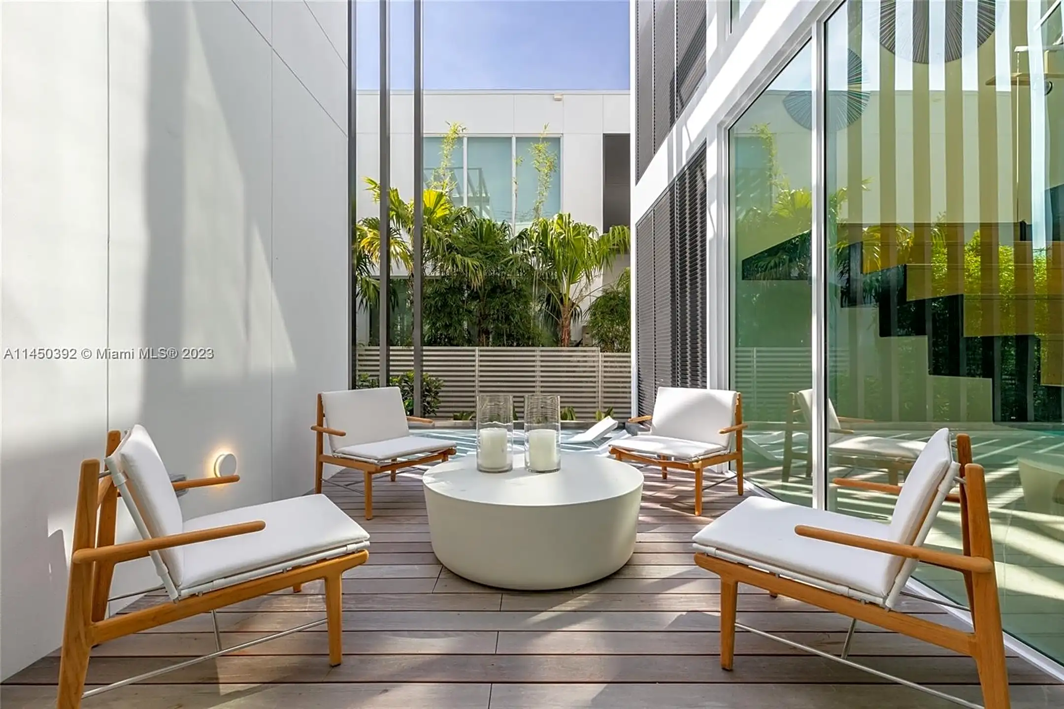 Patio / Deck - 1081 W 48th St - Miami Beach, FL