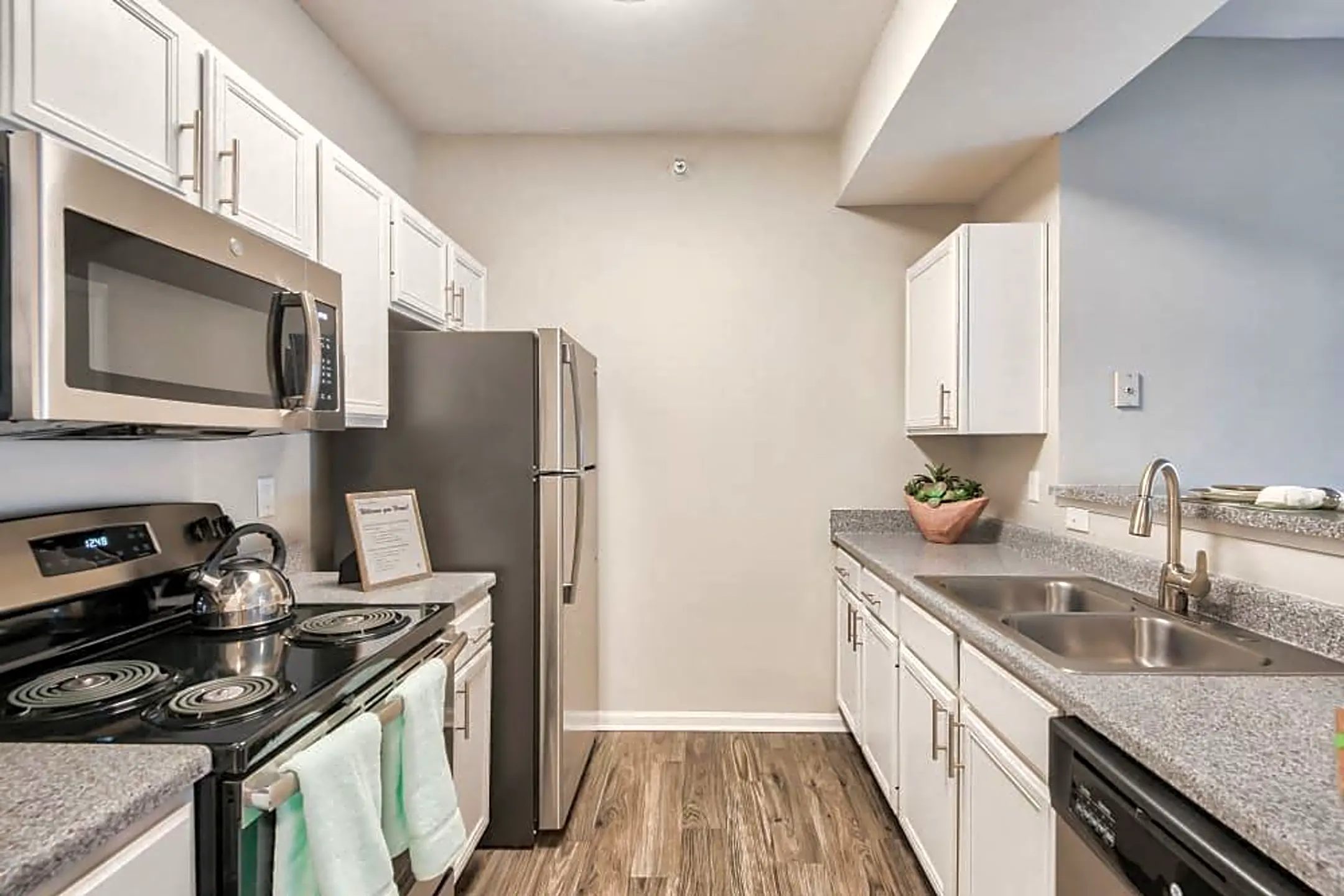 Cornerstone Apartments Independence, MO 64057