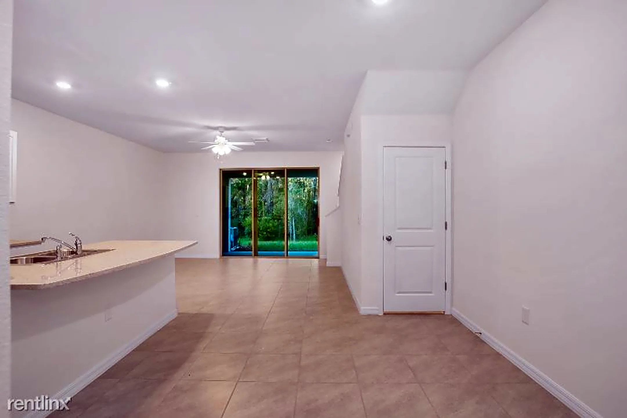 Dining Room - 32859 Pez Landing Ln - Wesley Chapel, FL