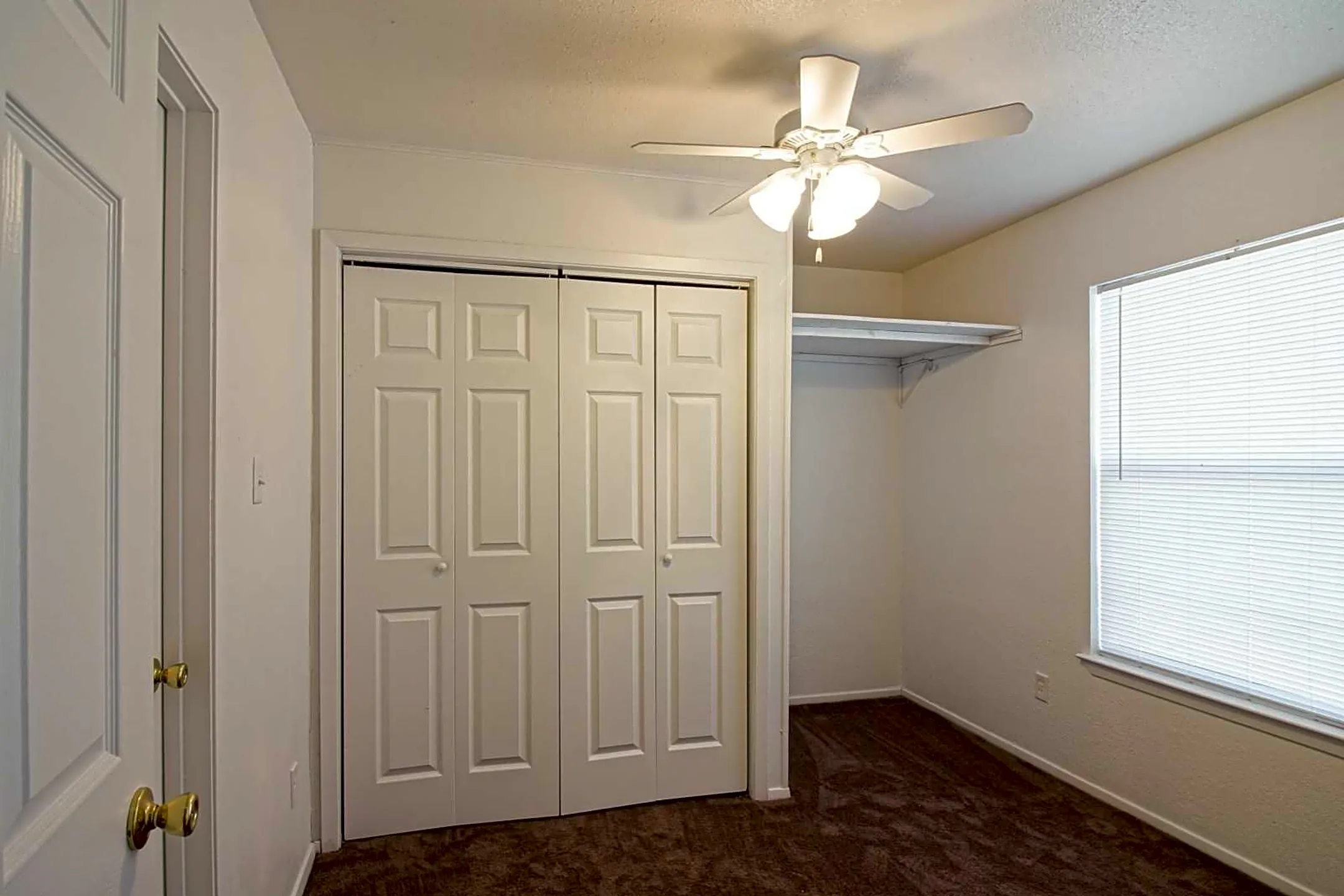 Bedroom - Broadmoor Apartments - Bryan, TX