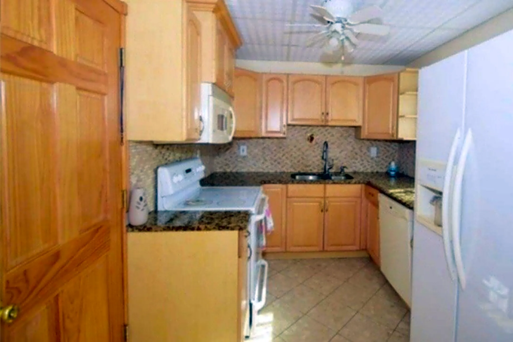 34 E Gate Copiague, NY Houses for Rent Rent.