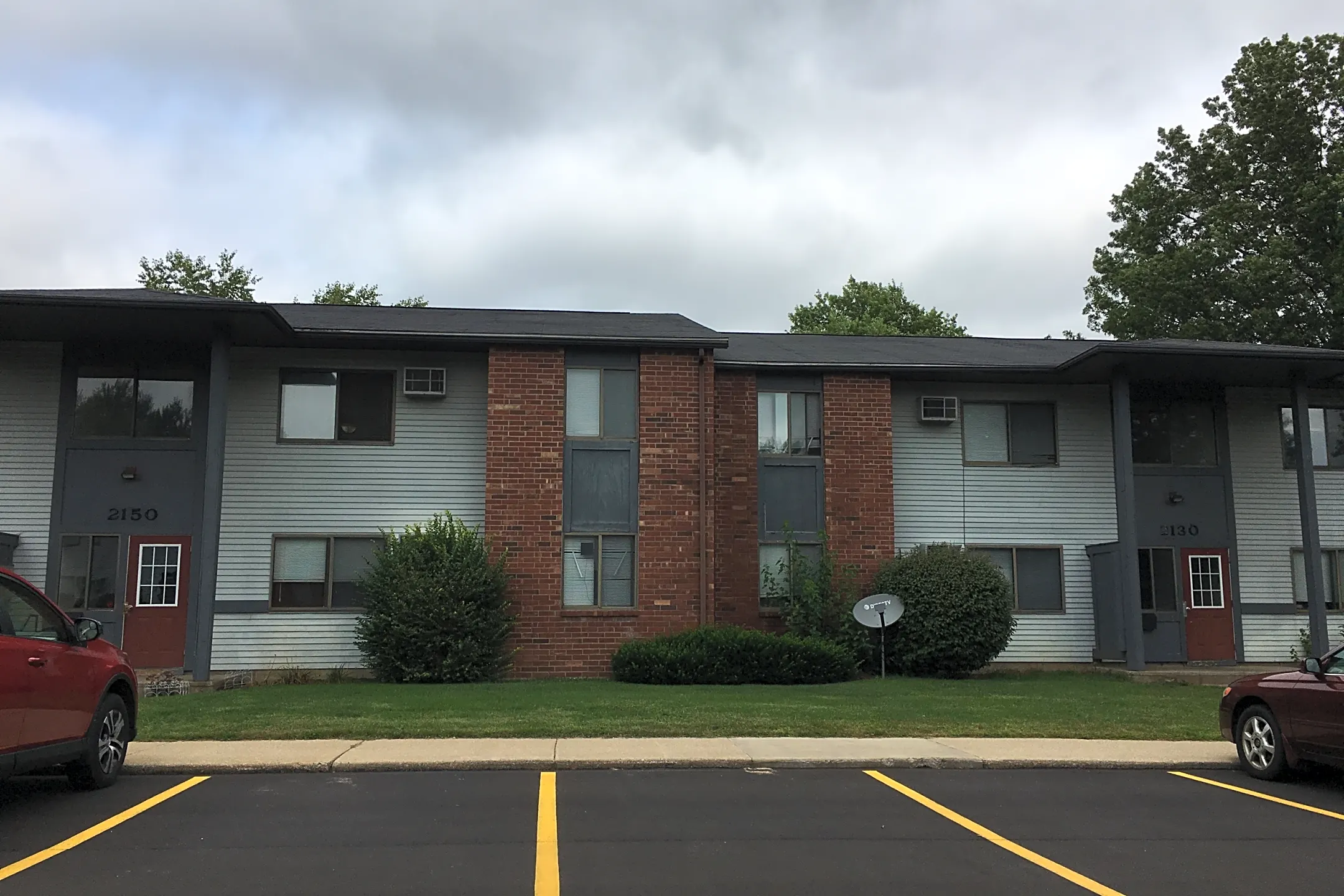 Oakland Drive Apartments - Portage, MI 49024