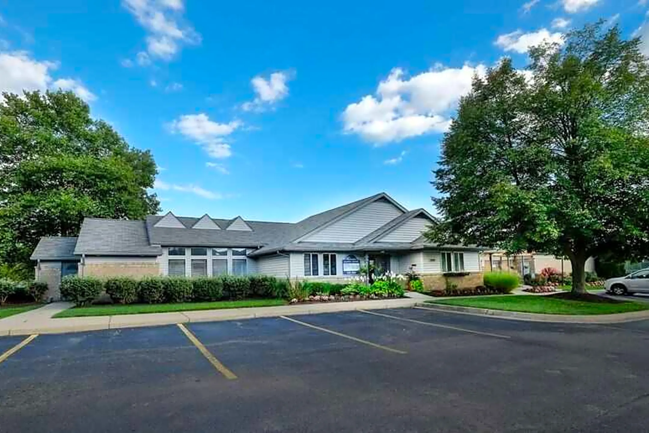 Mill Pond - 3070 Mill Pond Dr | Bellbrook, OH Apartments for Rent | Rent.