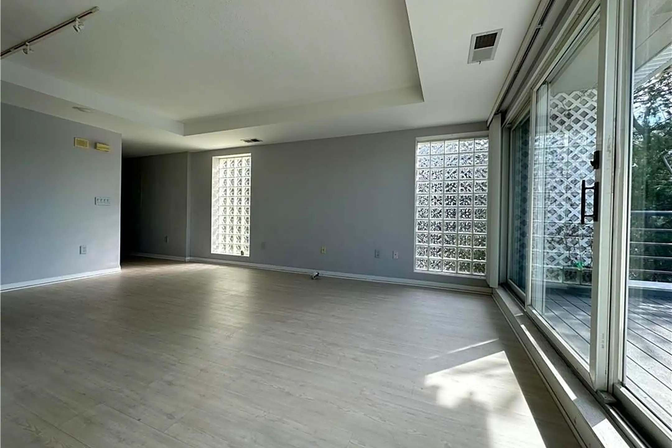 424 Popes Island Rd 424 Condos Milford, CT 06461