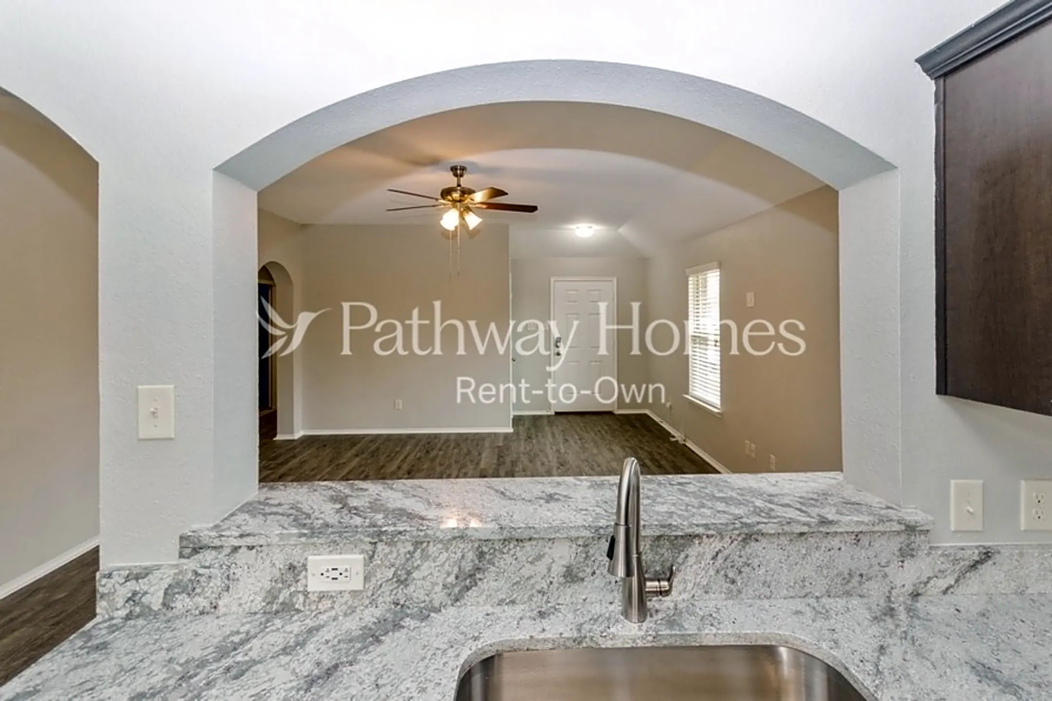 206 Gallop Court - Waxahachie, TX