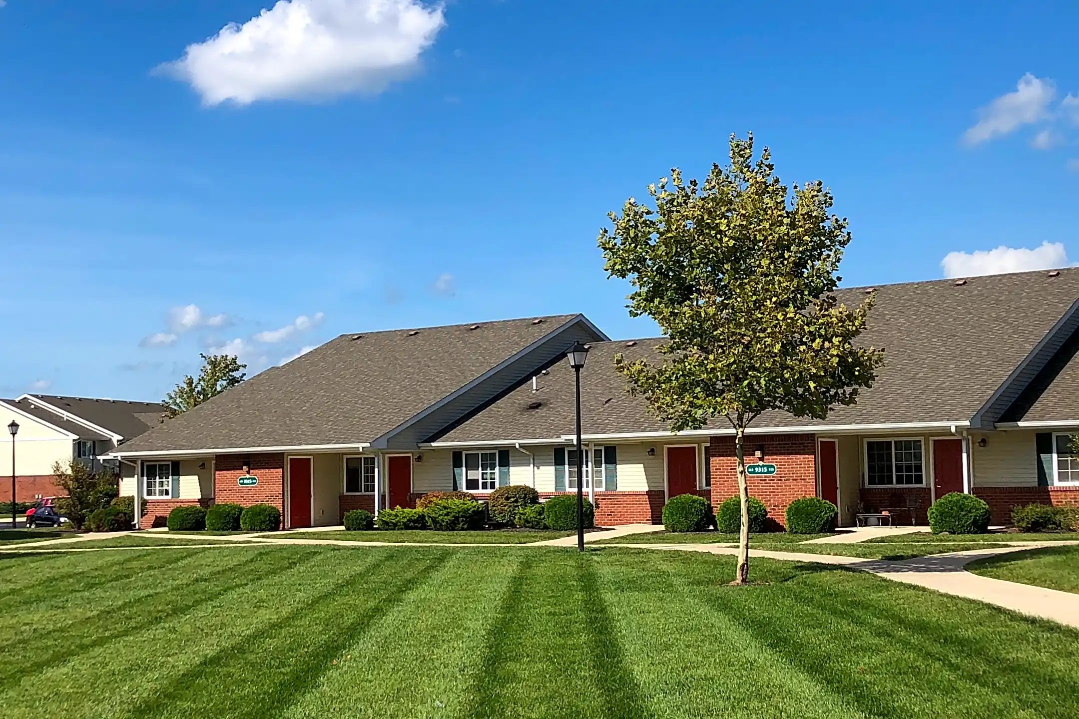 Maysville Landing Apartments 9718 Feather Reed Dr Fort Wayne, IN