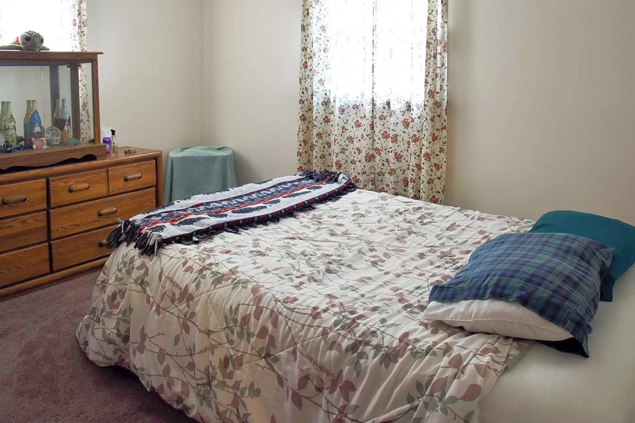 Bedroom - Opechee Garden Apartments - Laconia, NH