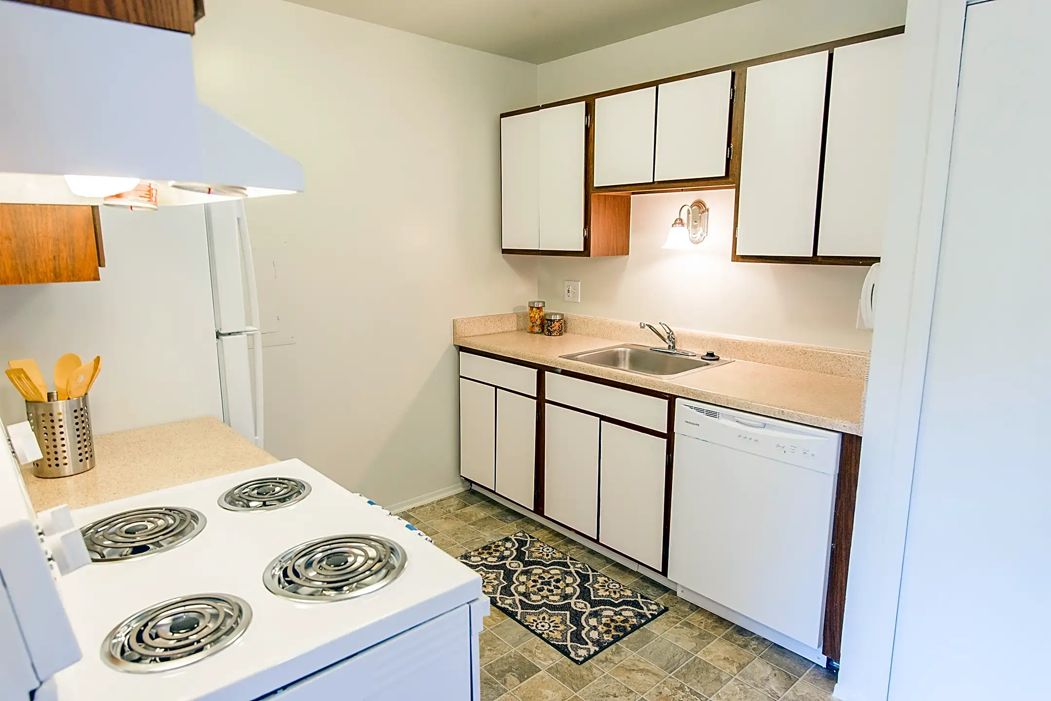 Aspen Chase Apartments Ypsilanti, MI 48197