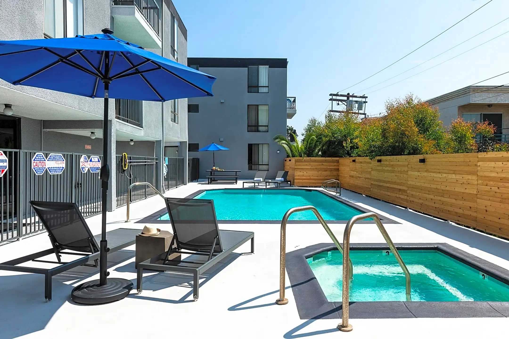 Pool - Kingsley Tower - Los Angeles, CA