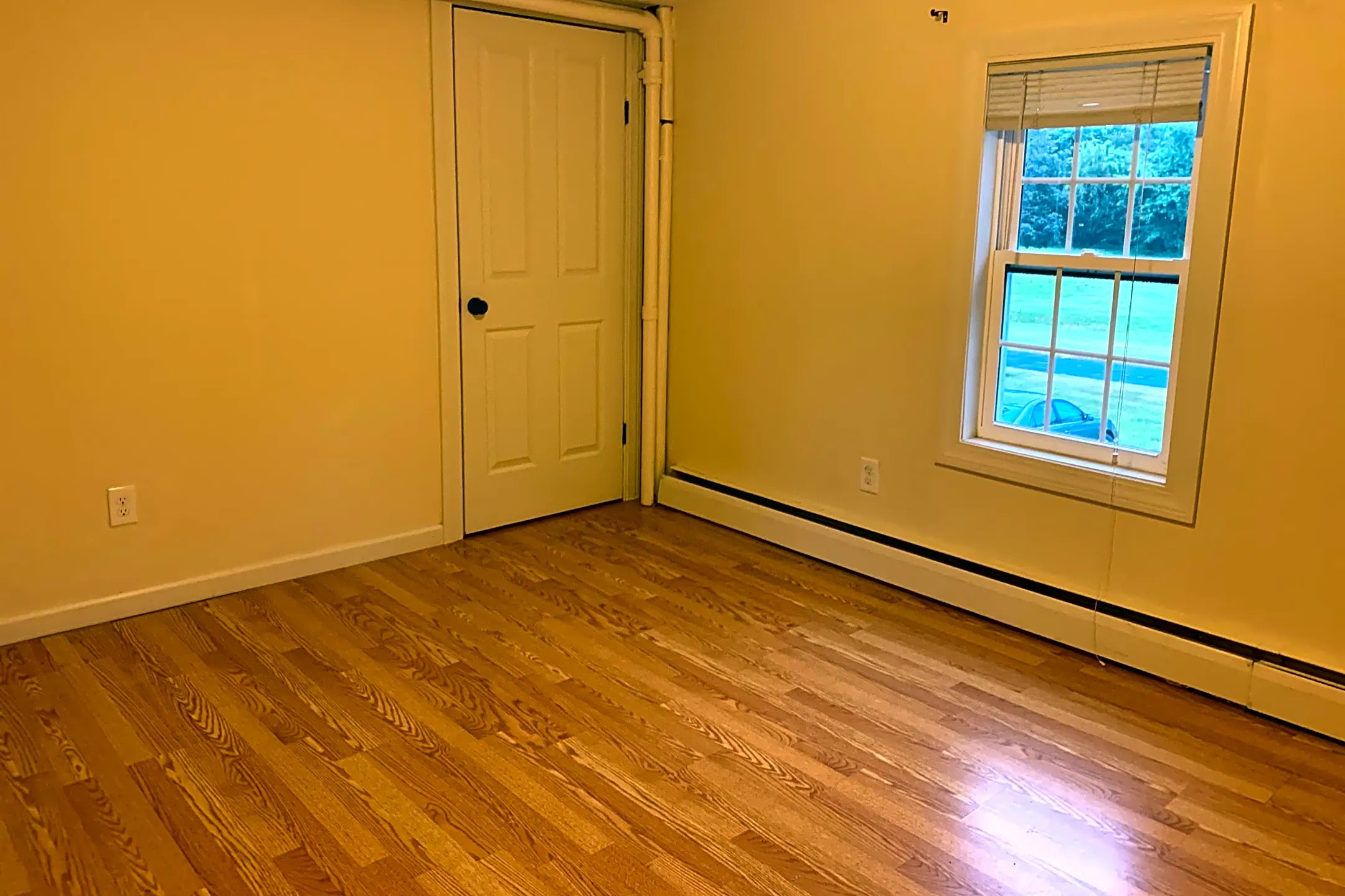 Bedroom - 132 Middle St - Hadley, MA