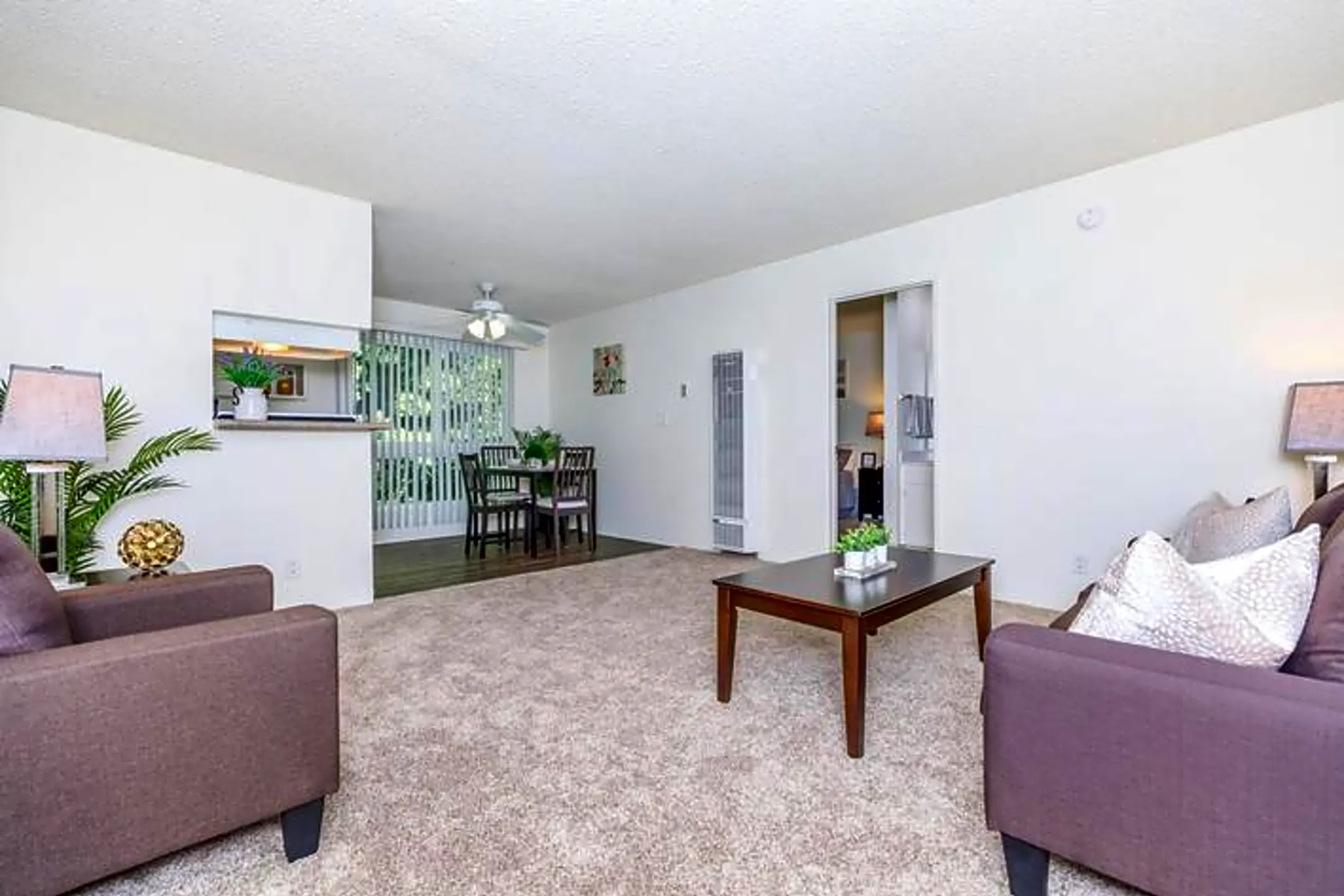 Chatham Oak Apartments - 11105 Acama St | North Hollywood, CA ...