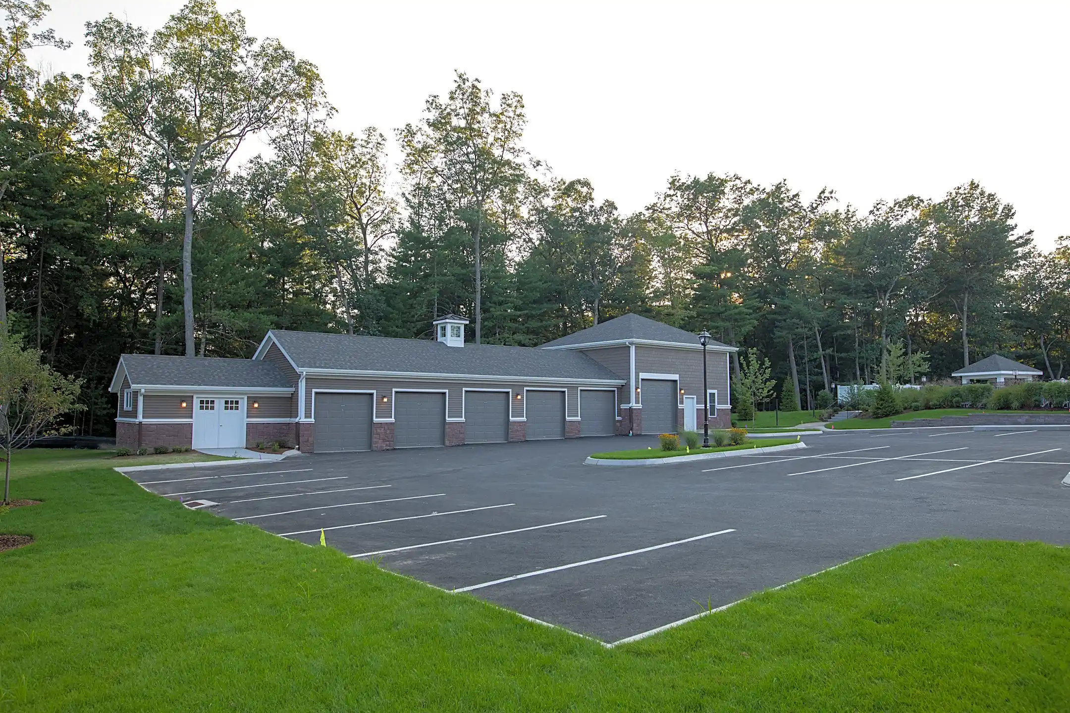 Highcroft Apartments Simsbury, CT 06070