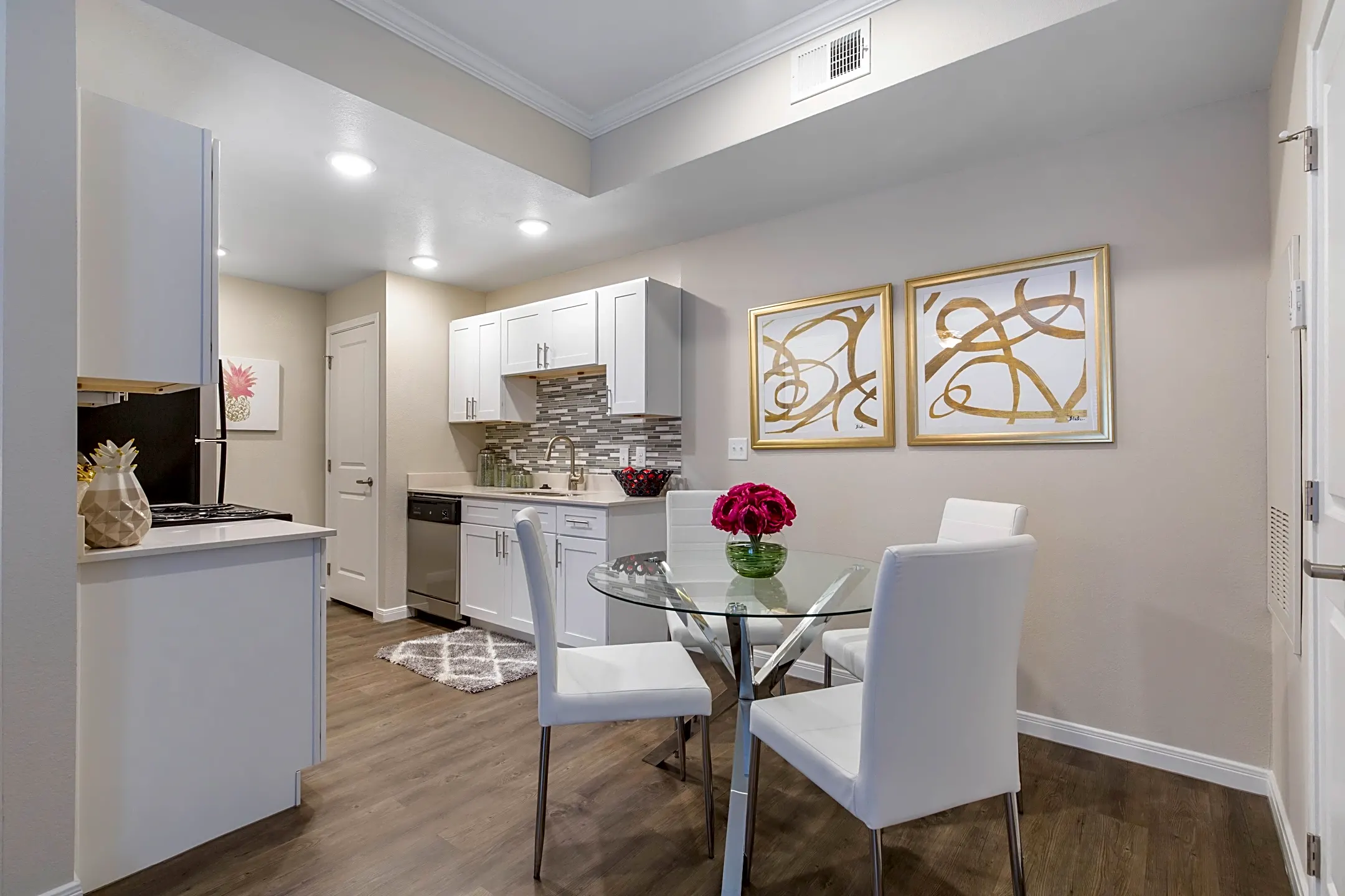 The Enclave At Cypress Park Apartments