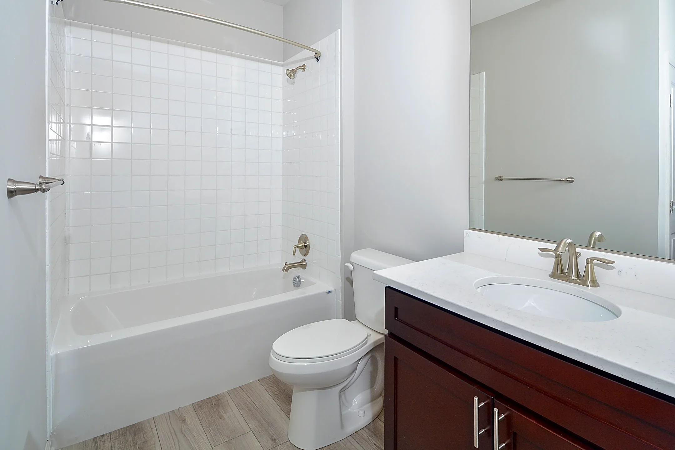 Westchester At The Pavilions Waldorf, MD 20603