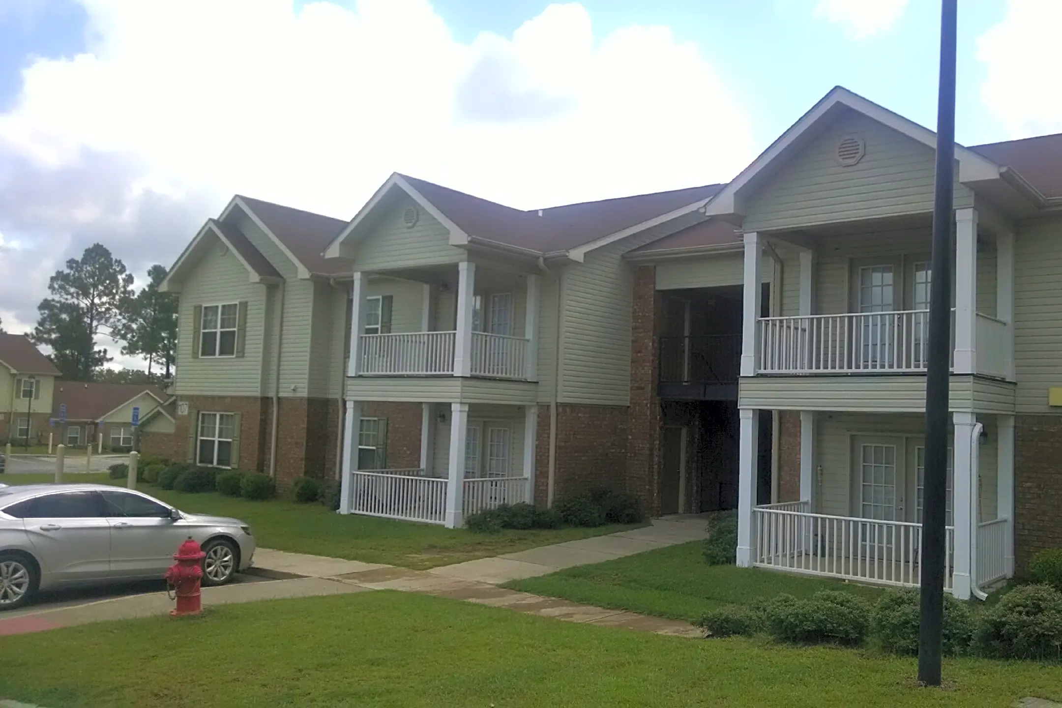 Paradise Estate Apartments Pine St & Sutton Dr Sylvester, GA