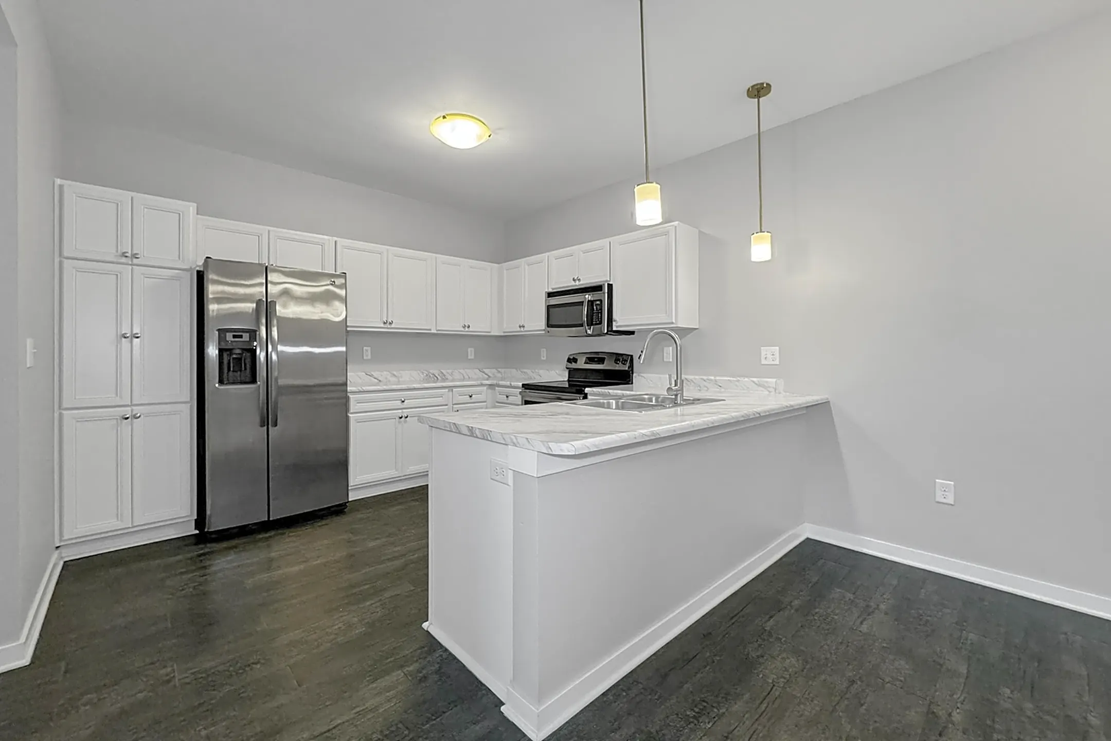 Stonegate Crossing Apartments 15400 Boston Pkwy Clive, IA