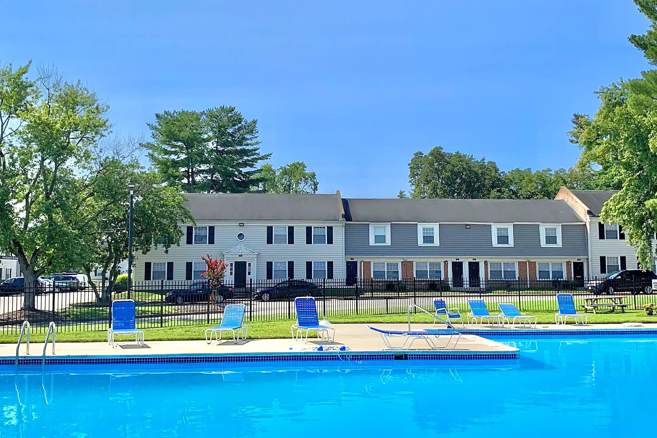 Colonial Apartments 5500 Pony Farm Dr Richmond, VA Apartments for