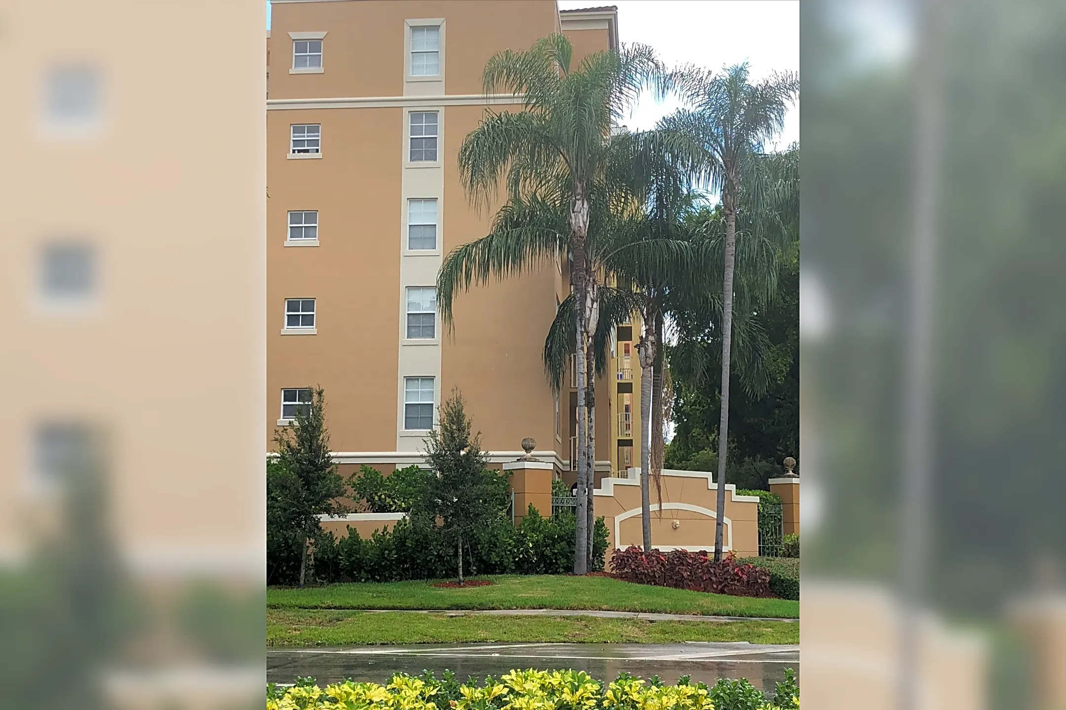 yacht club apartments aventura fl