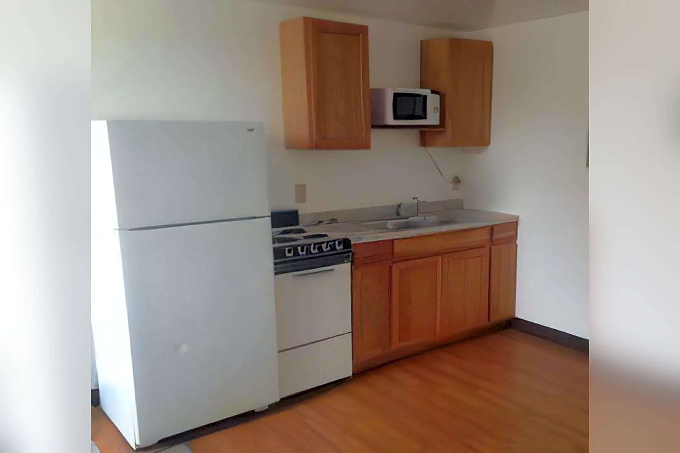 128 Wood St Apartments - California, PA 15419