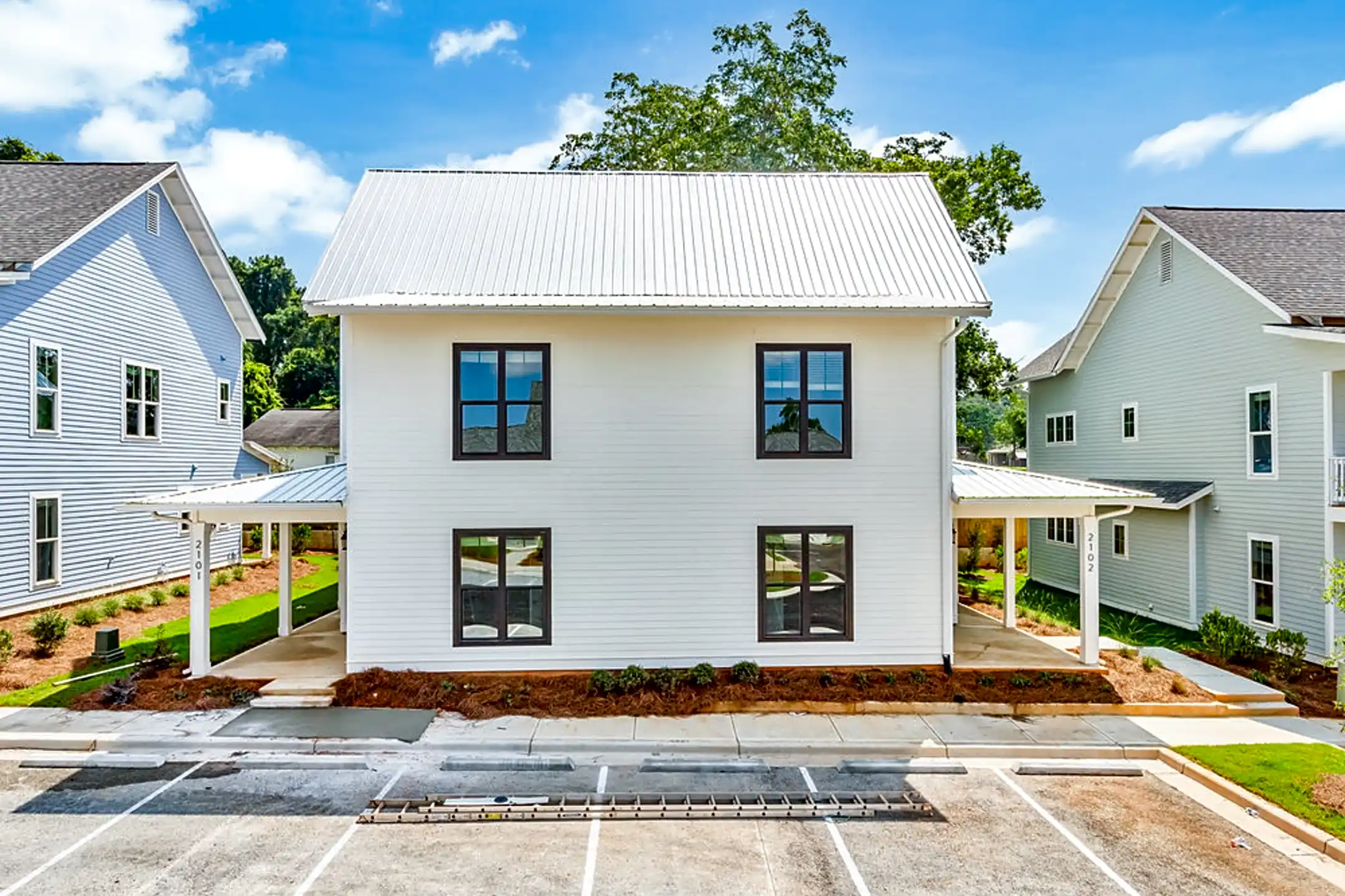 The Avenue Auburn 600 North Gay Street Auburn, AL Apartments for