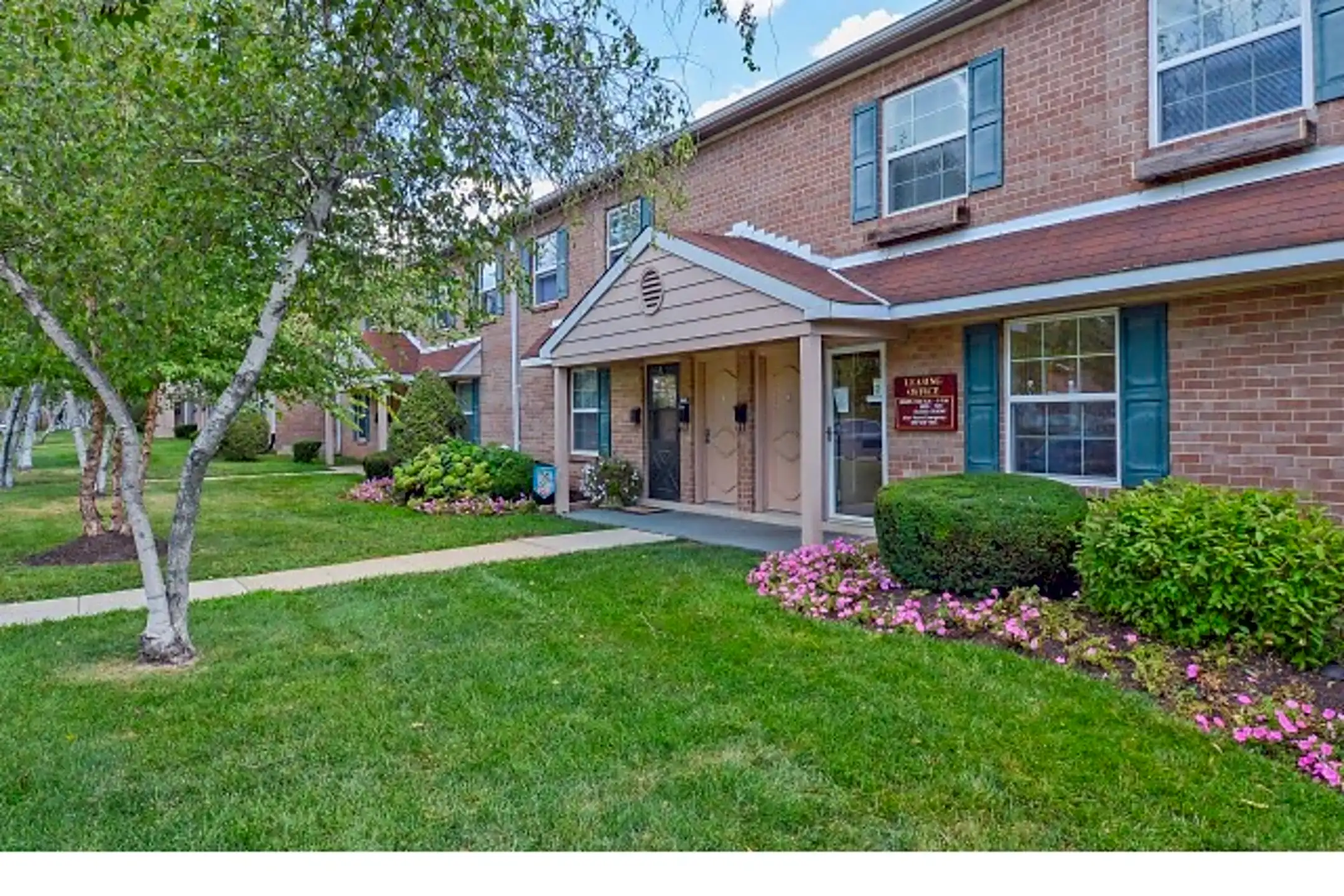 Westover Village Apartments Norristown, PA 19403