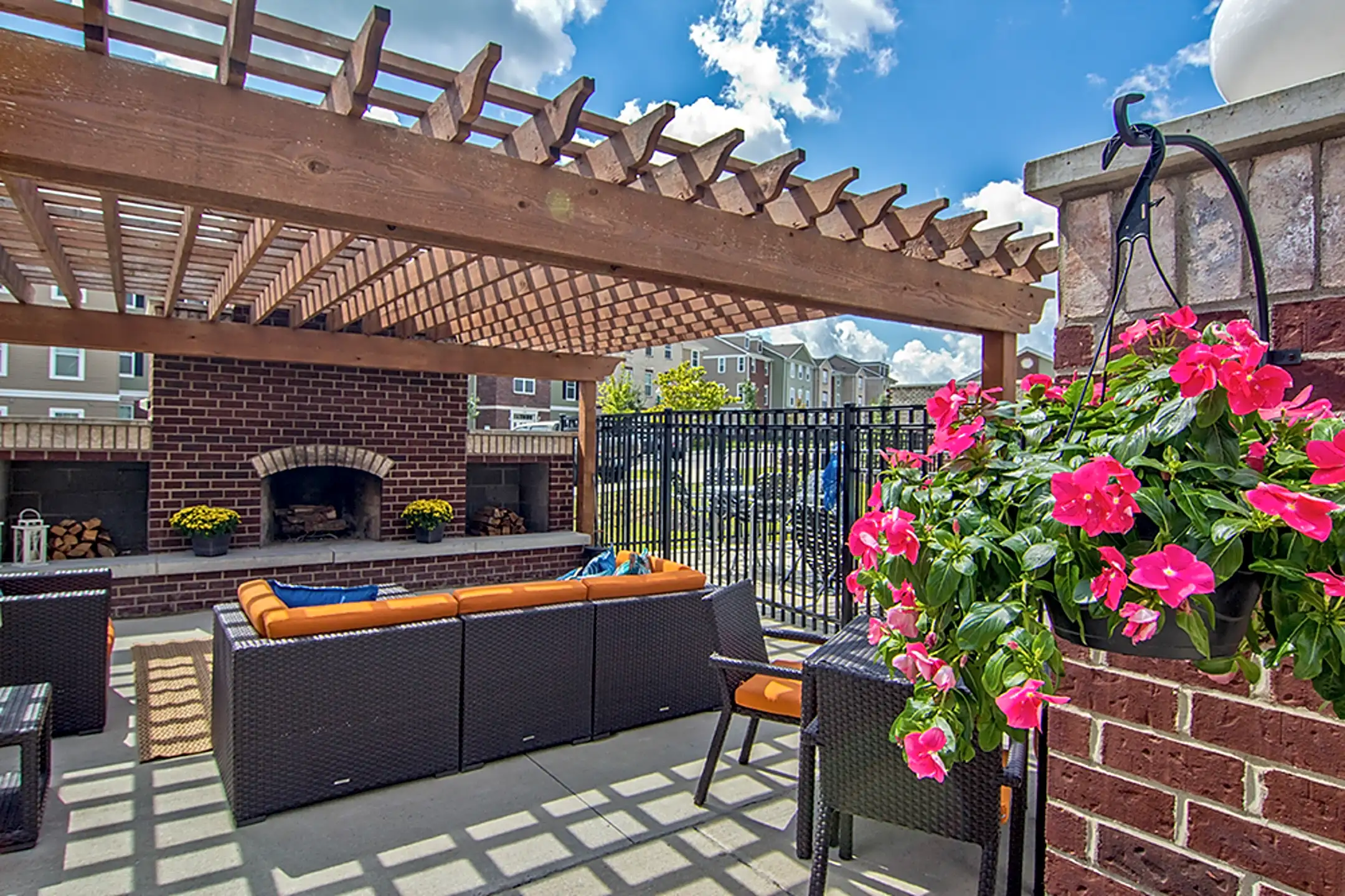 Overlook Apartment Homes Elsmere, KY 41018