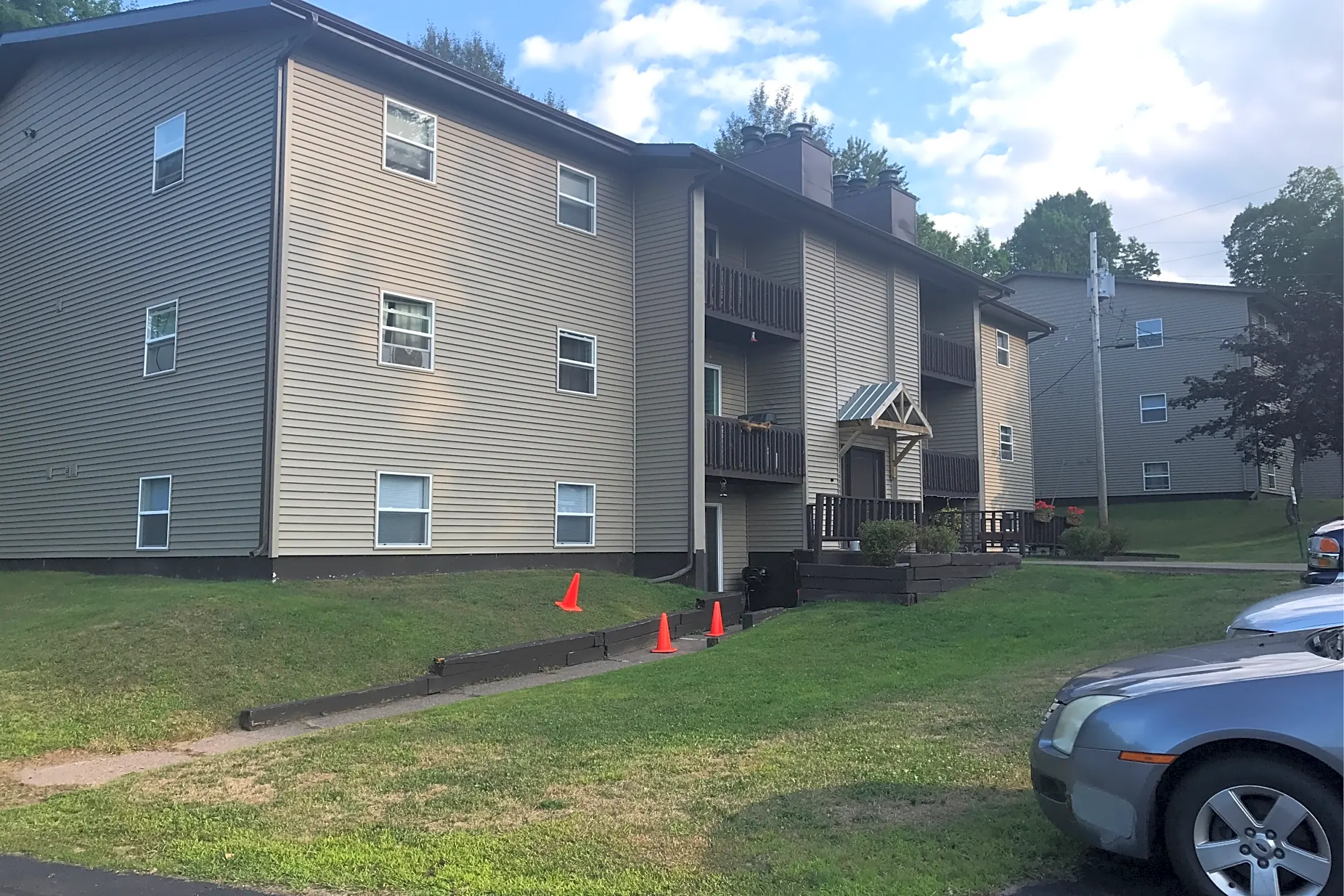 Woodview Village Apartments Apartments Marquette, MI 49855