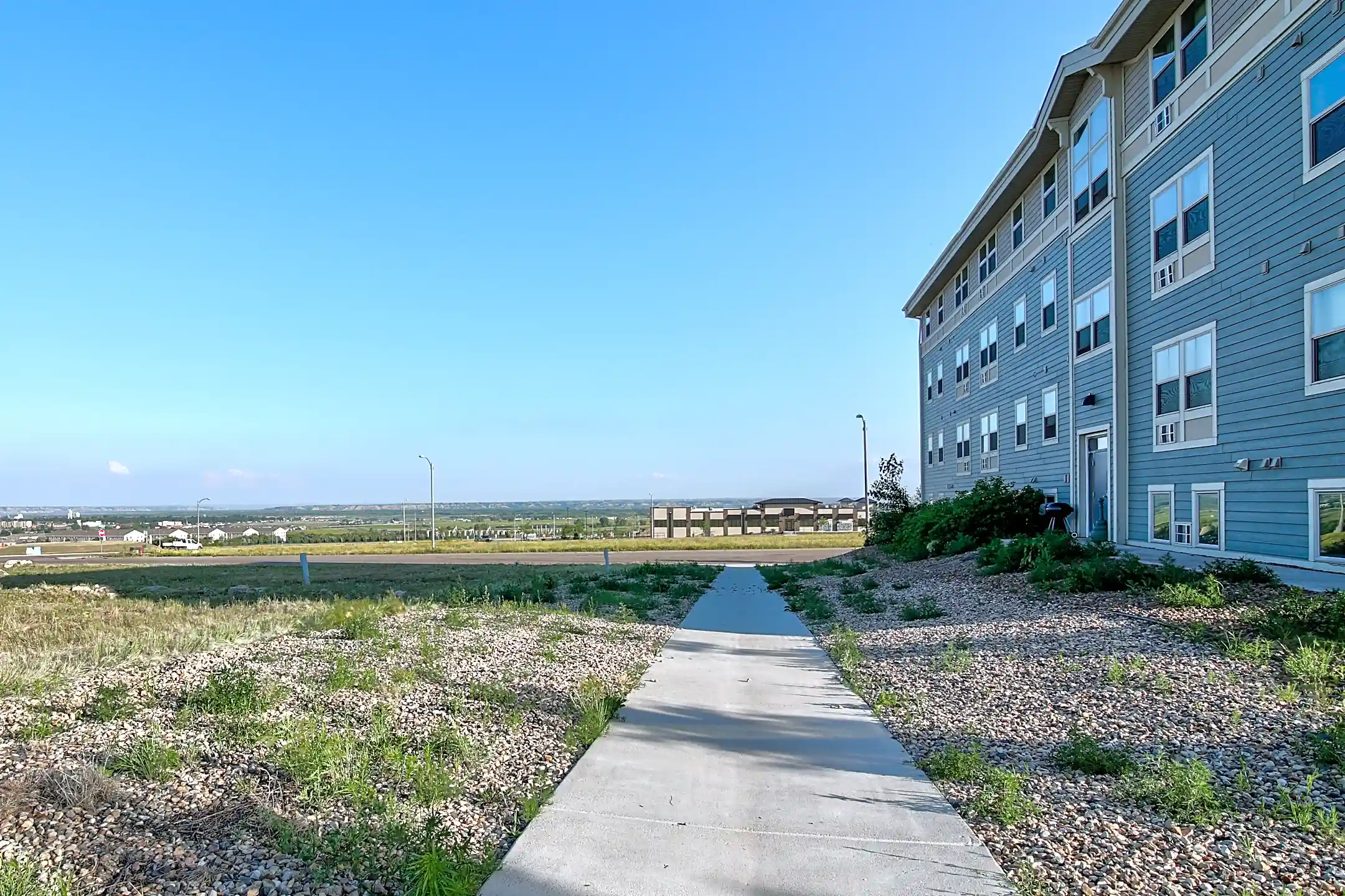 T&E Apartments Williston, ND 58801