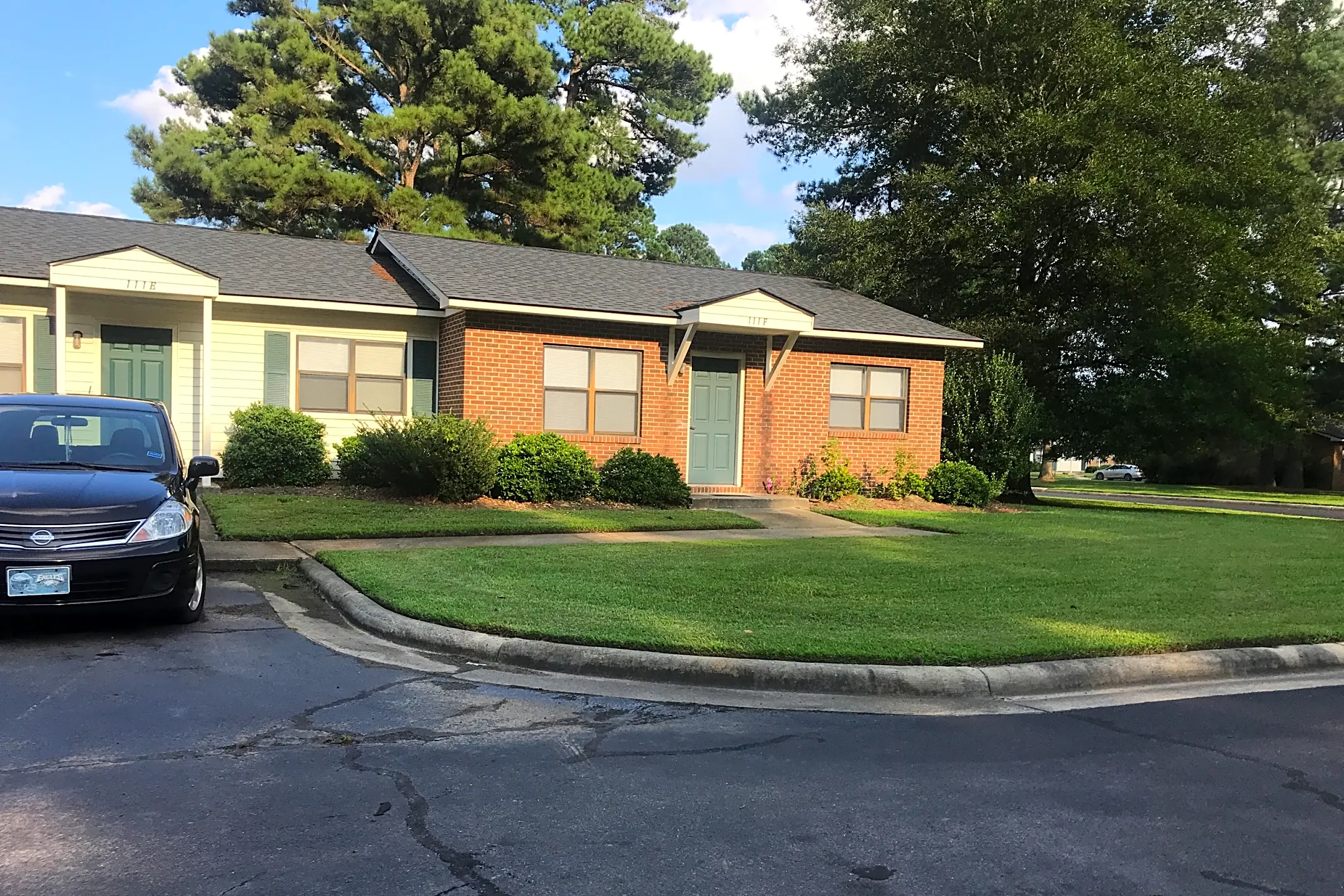 Pinewood Village Apartments Apartments Winterville, NC 28590