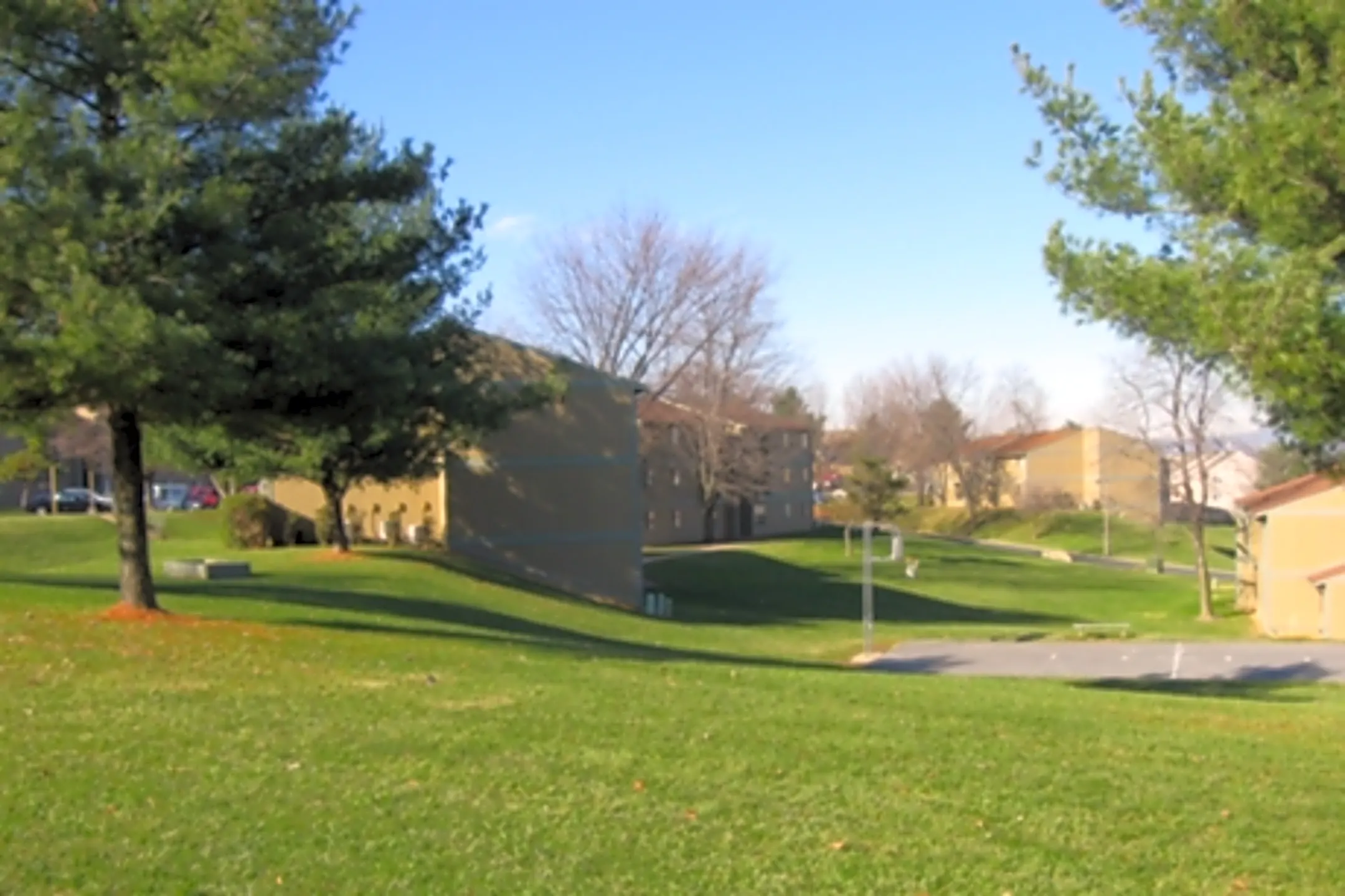 Deer Run Apartments Harrisonburg, VA 22801