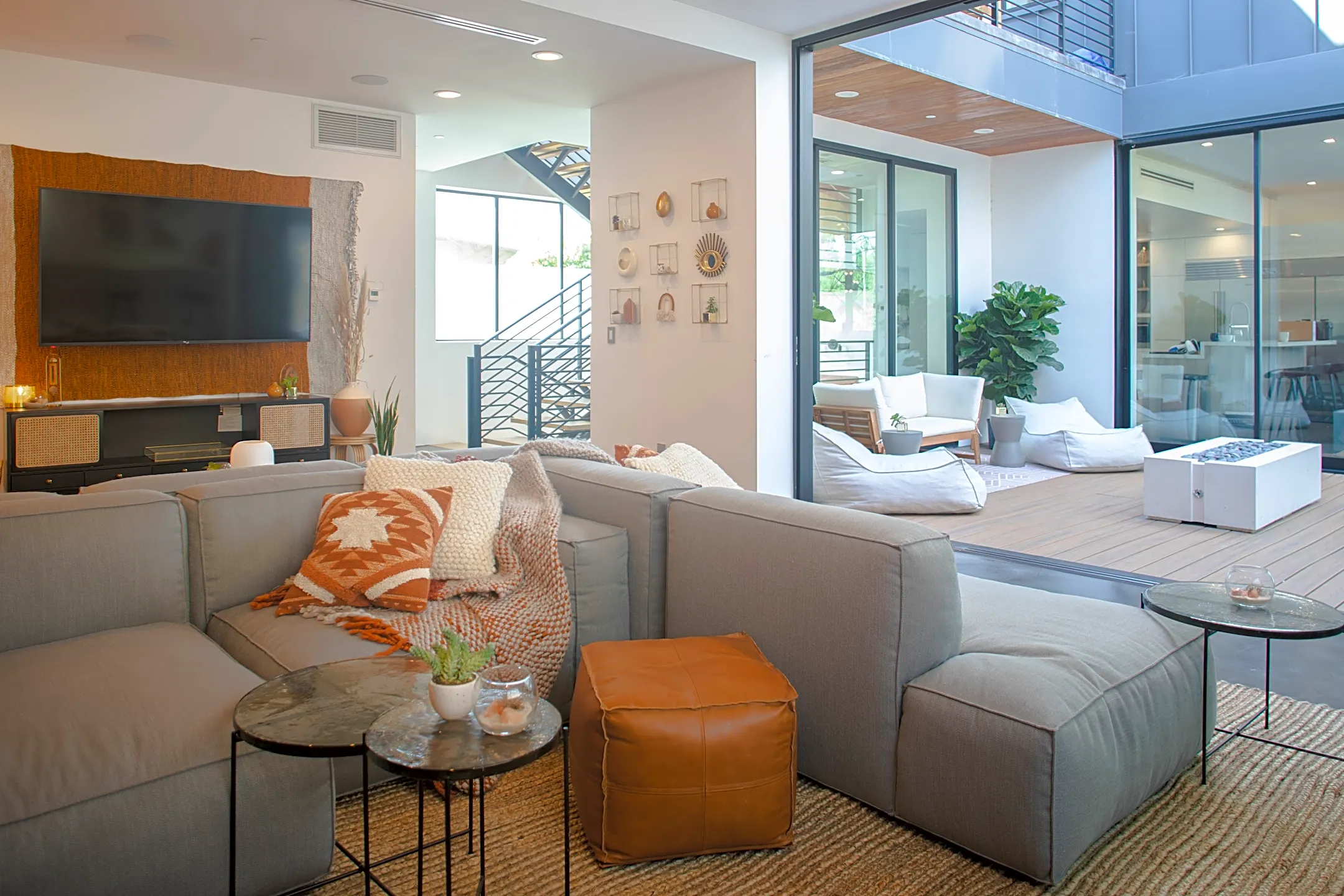 Living Room - 2478 Penmar Avenue - Venice, CA