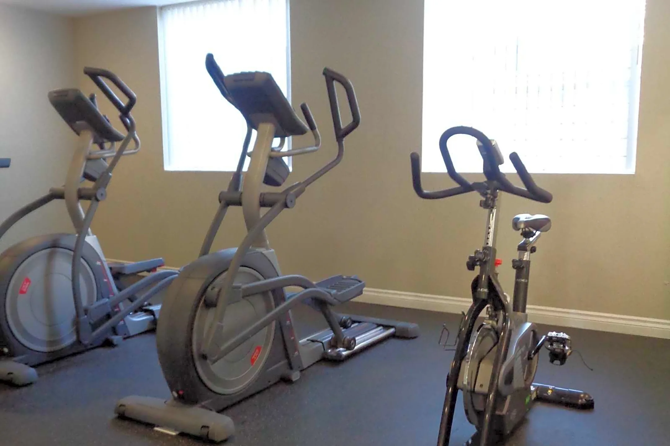 Fitness Weight Room - Sunset Terrace Apartments Homes - Panorama City, CA