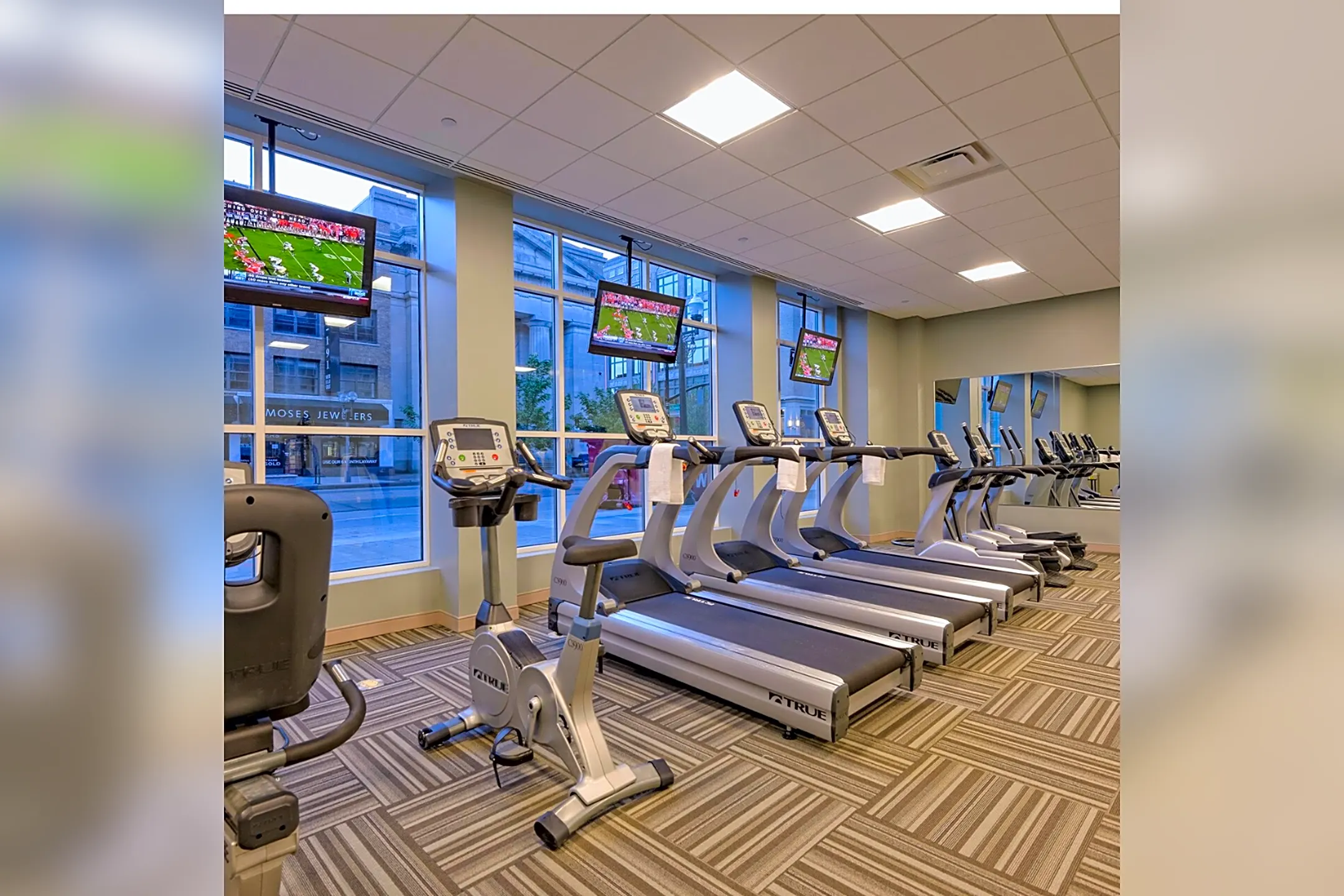 Fitness Weight Room - Highpoint on Columbus Commons - Columbus, OH