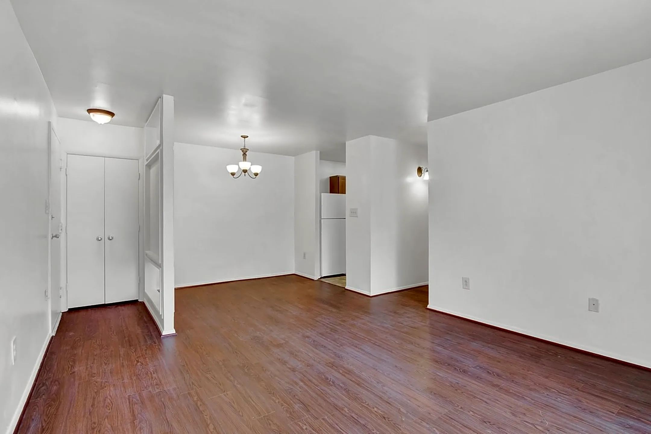 Pedestal Gardens 325 McMechen St Baltimore, MD Apartments for Rent