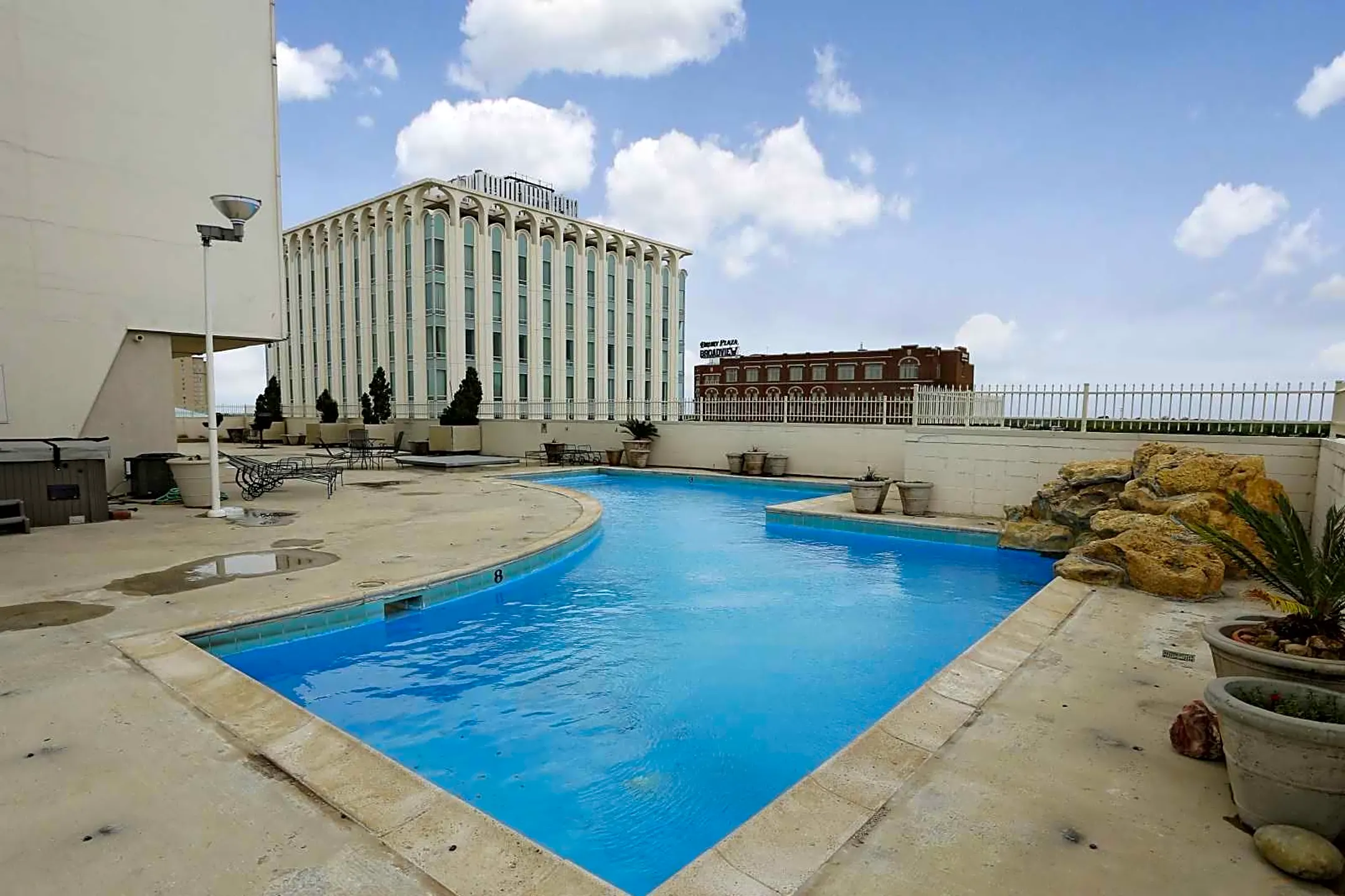 Pool - 250 Douglas Place - Wichita, KS