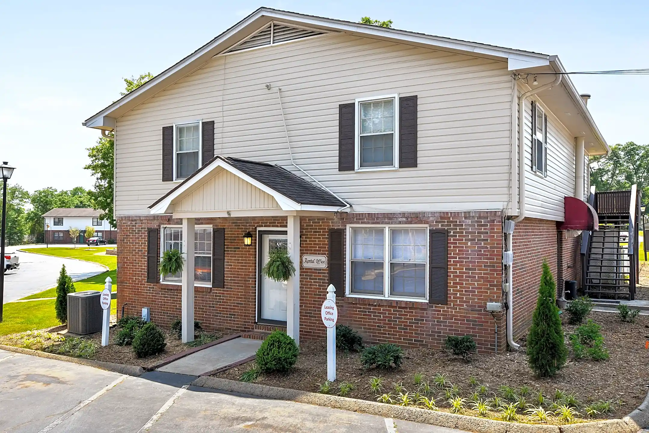 Fairmeadow Townhomes Apartments Greenville, SC 29611