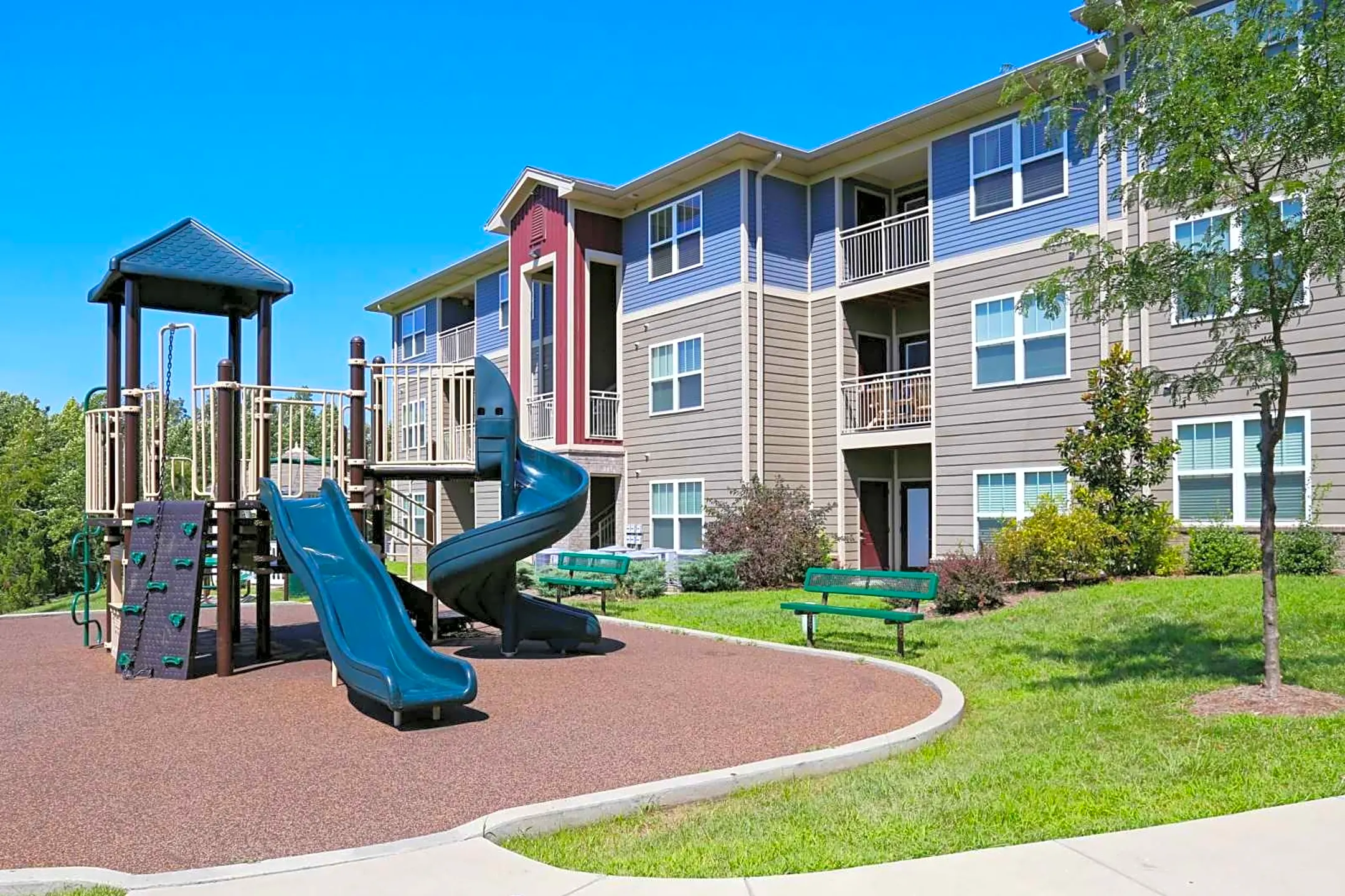 Playground - Towne Commons Apartments - Elizabethtown, KY